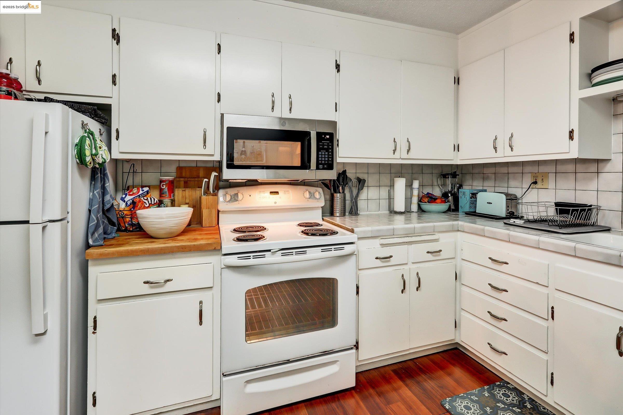 Photo #14: 41106063 Listing: Photo #14