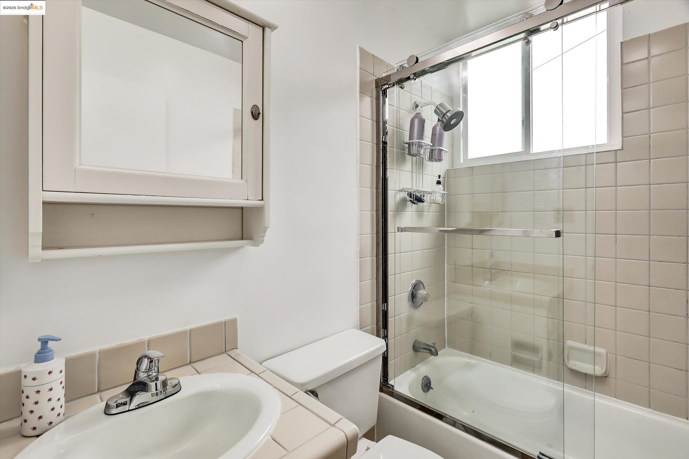Photo #15: 41106063 Listing: Photo #15