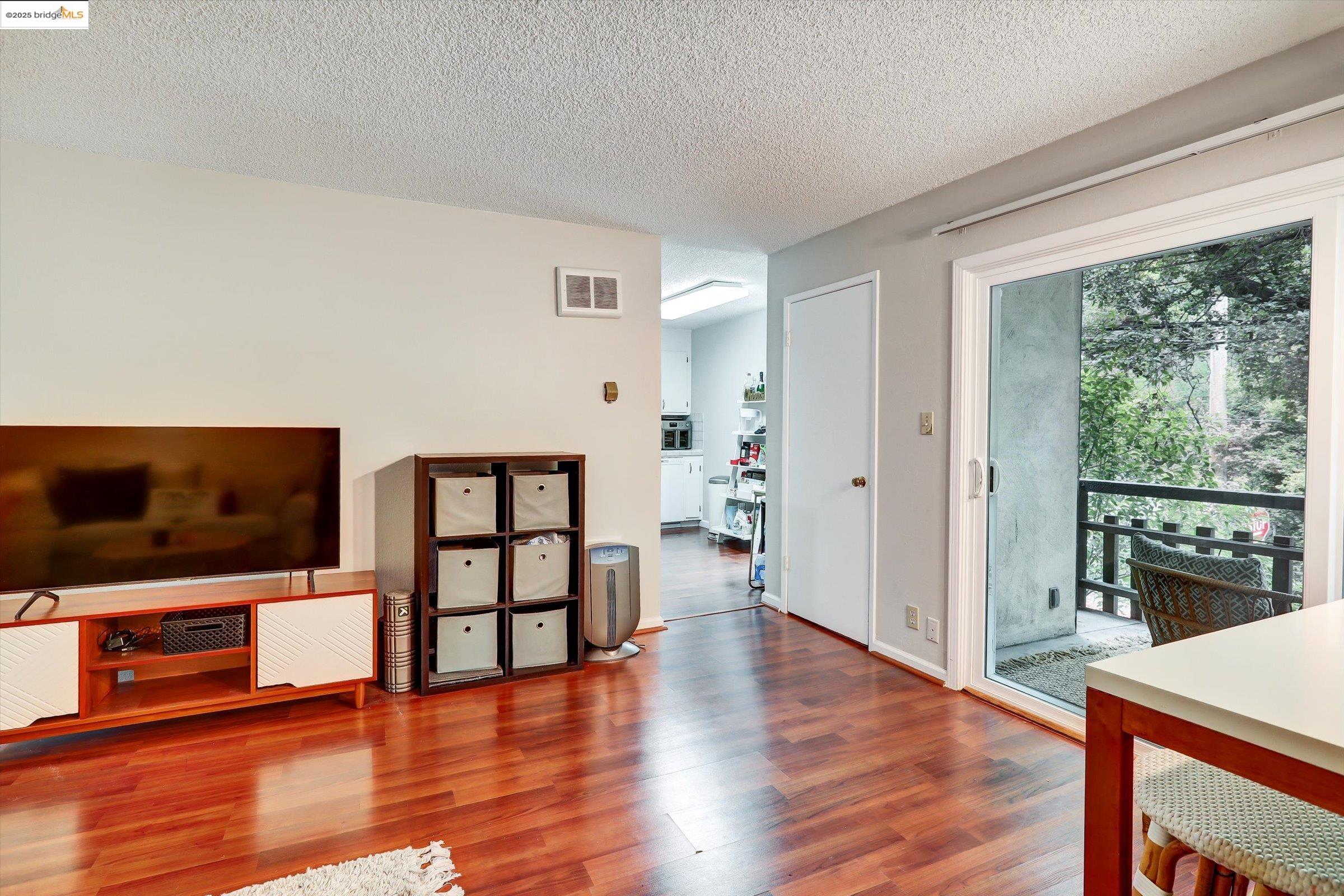 Photo #6: 41106063 Listing 