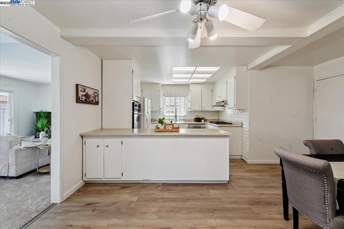 35210 Santiago St, Fremont, California 94536, 4 Bedrooms Bedrooms, 8 Rooms Rooms,2 BathroomsBathrooms,Residential,For Sale,35210 Santiago St,41106064