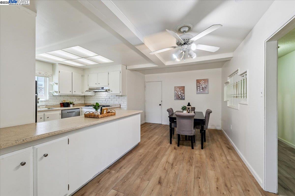 35210 Santiago St, Fremont, California 94536, 4 Bedrooms Bedrooms, 8 Rooms Rooms,2 BathroomsBathrooms,Residential,For Sale,35210 Santiago St,41106064