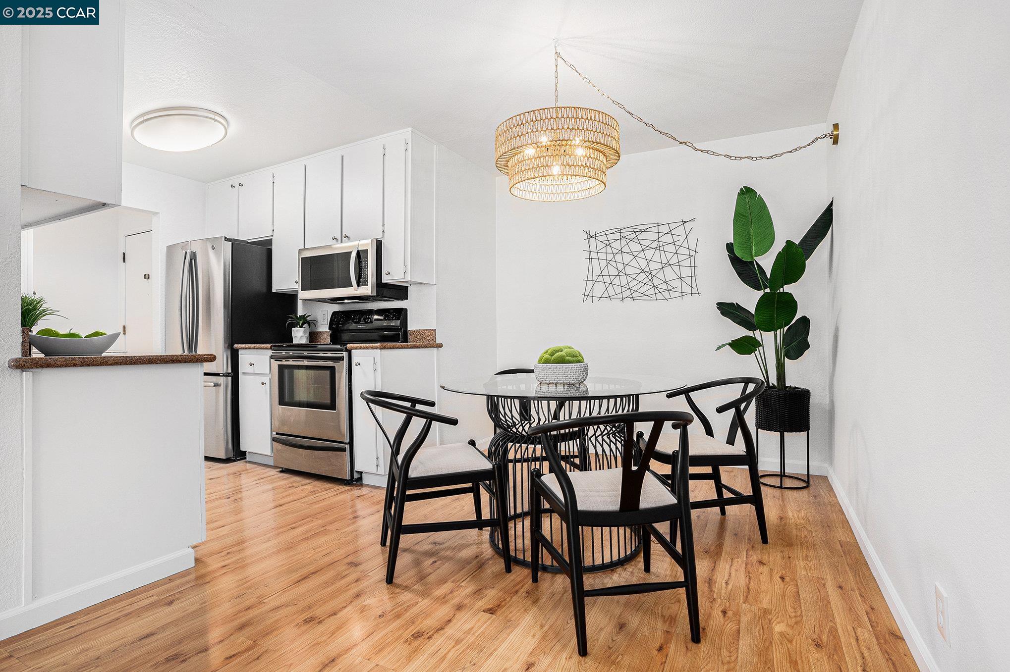 Photo #4: 41106065 Listing 