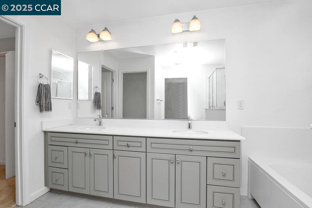 Detail Gallery Image 27 of 38 For 476 Colina Way, El Sobrante,  CA 94803 - 3 Beds | 2/1 Baths