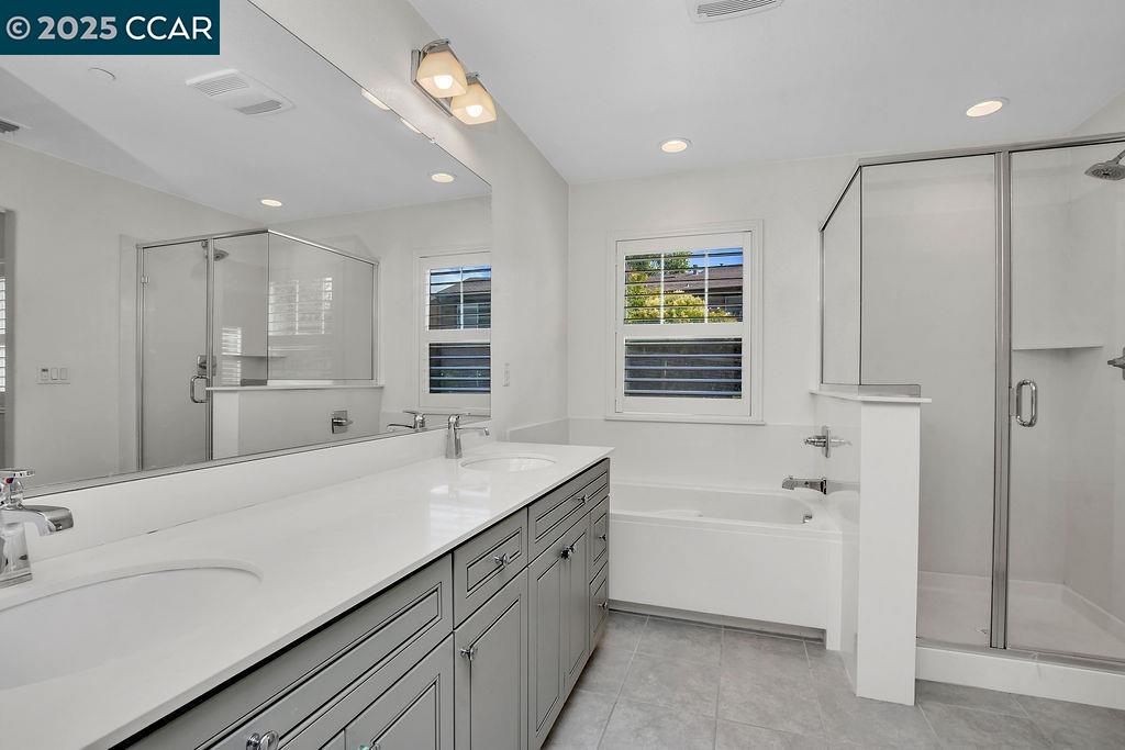Detail Gallery Image 28 of 38 For 476 Colina Way, El Sobrante,  CA 94803 - 3 Beds | 2/1 Baths