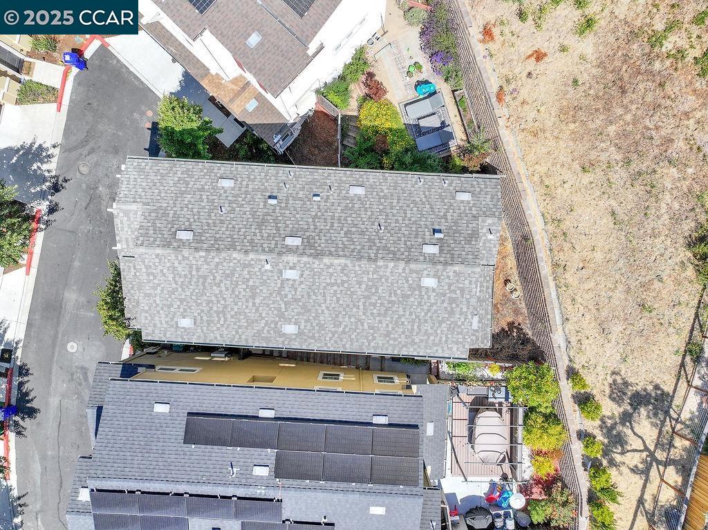 Detail Gallery Image 37 of 38 For 476 Colina Way, El Sobrante,  CA 94803 - 3 Beds | 2/1 Baths