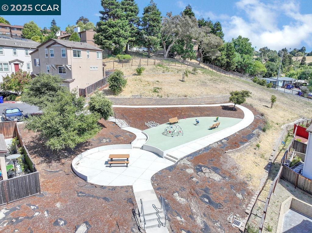 Detail Gallery Image 38 of 38 For 476 Colina Way, El Sobrante,  CA 94803 - 3 Beds | 2/1 Baths