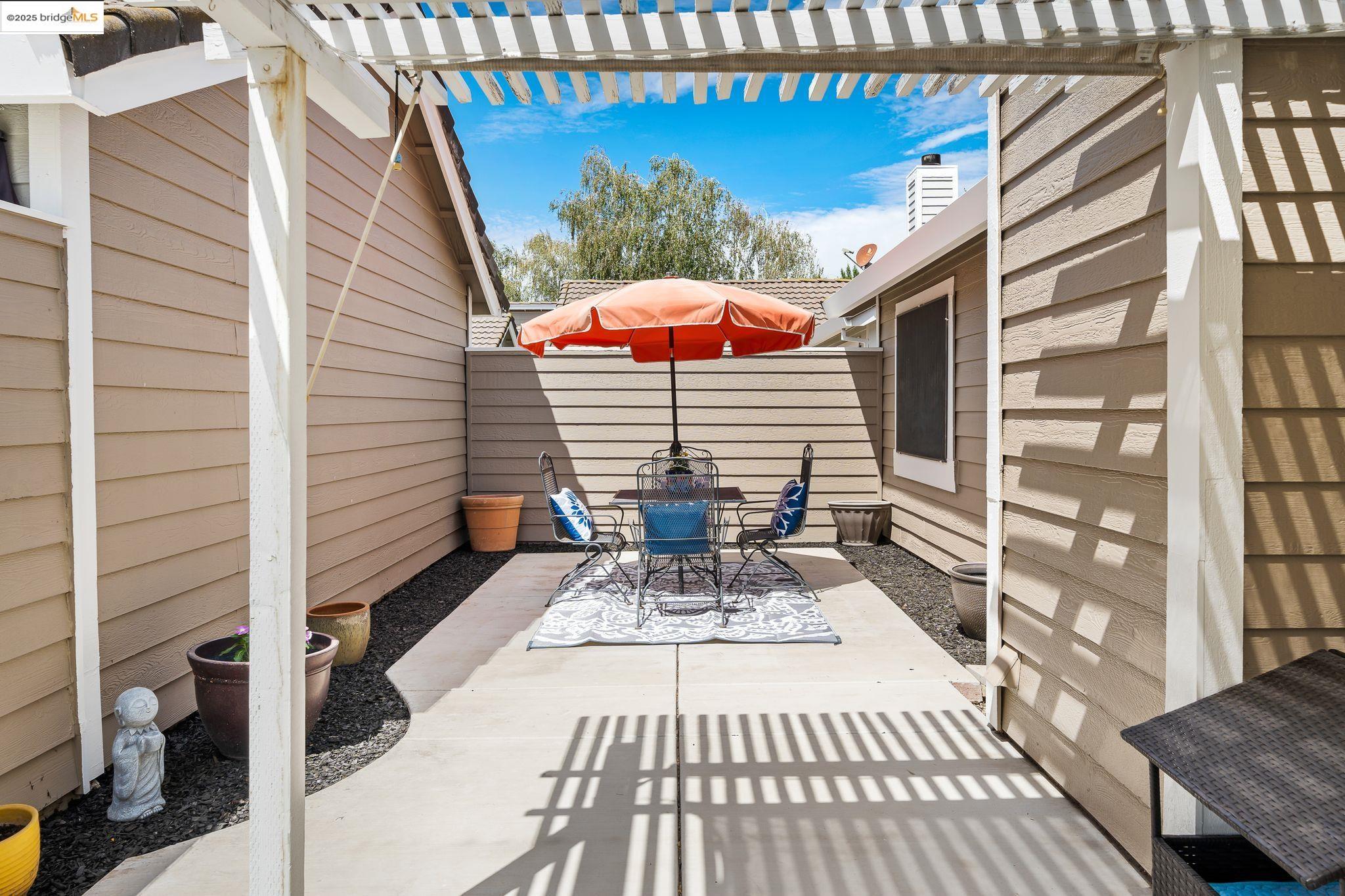 Detail Gallery Image 34 of 37 For 2256 Camborne Dr, Modesto,  CA 95356 - 2 Beds | 2 Baths