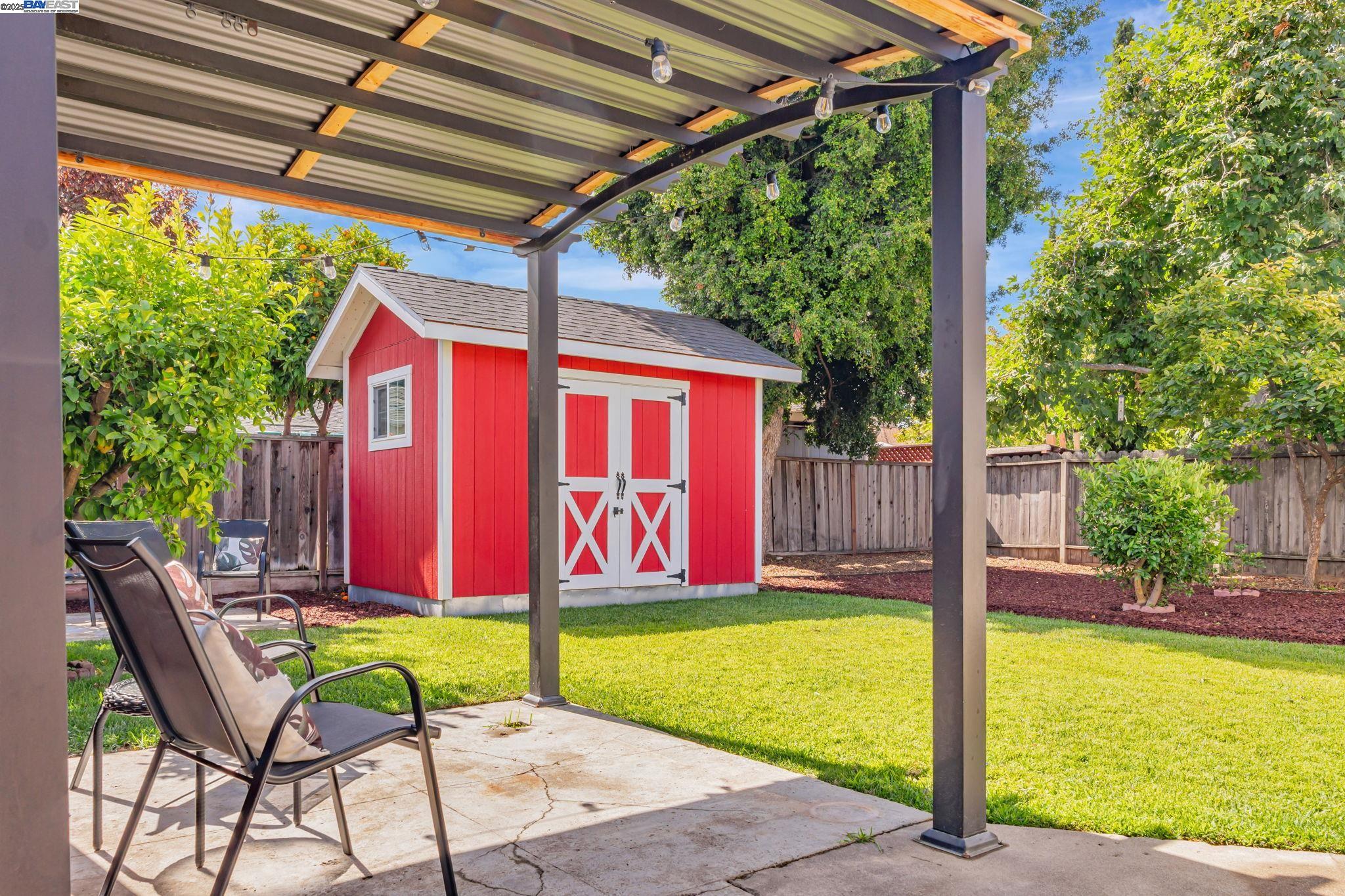 Detail Gallery Image 23 of 28 For 820 9th Ave, Redwood City,  CA 94063 - 2 Beds | 1 Baths