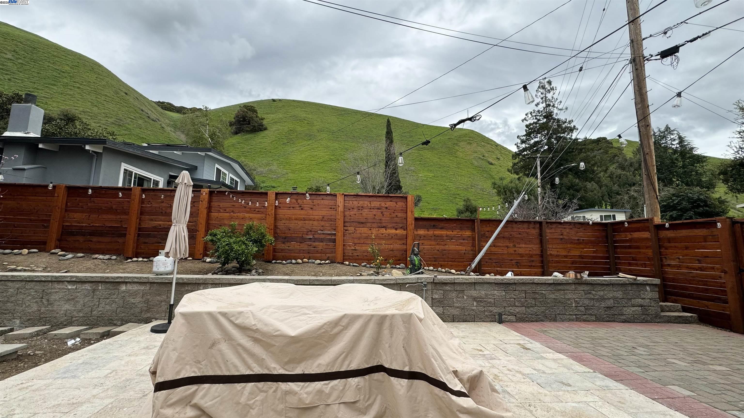 Detail Gallery Image 12 of 41 For 38526 Canyon Heights Drive, Fremont,  CA 94536 - 3 Beds | 2 Baths