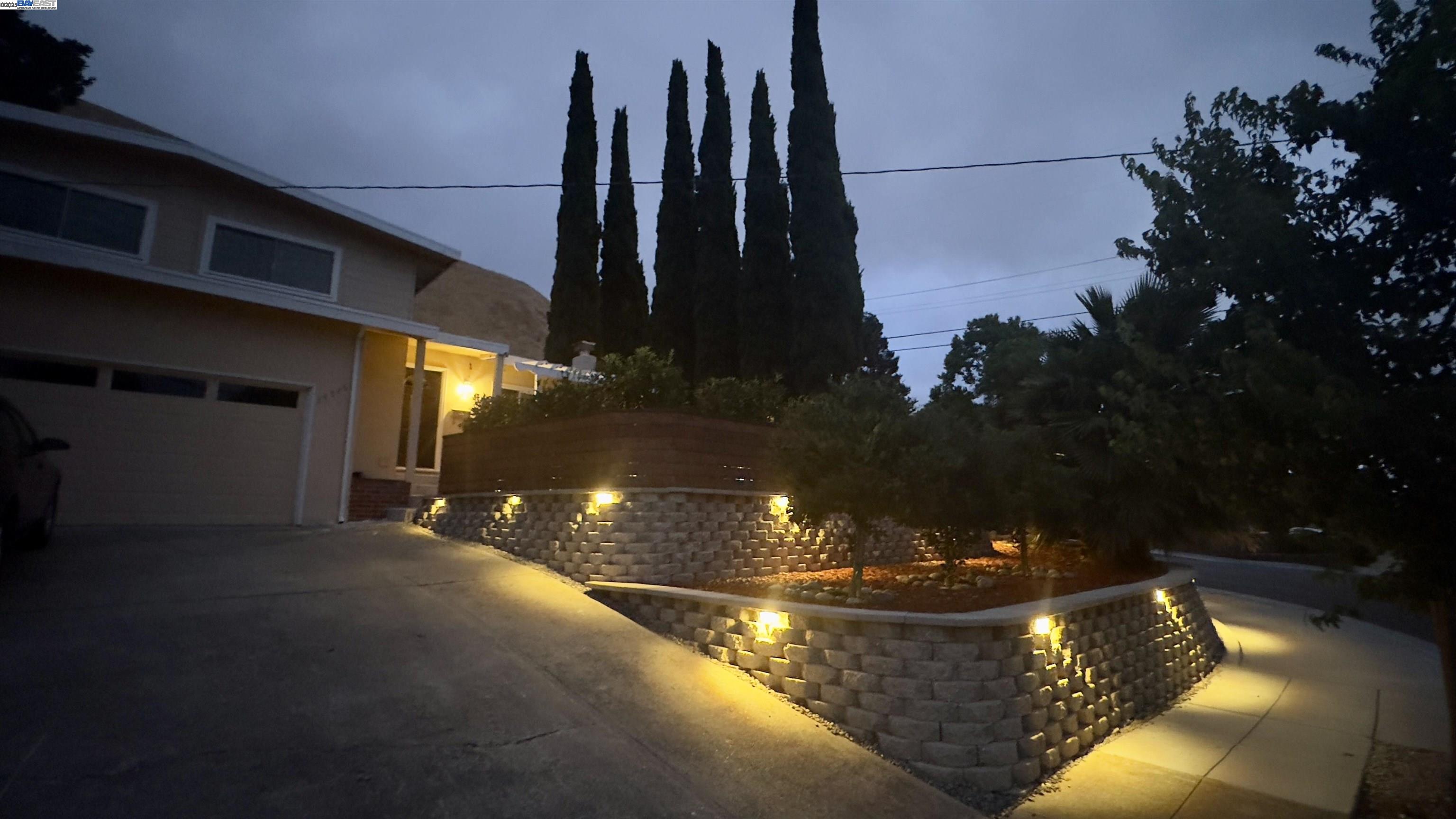 Detail Gallery Image 39 of 41 For 38526 Canyon Heights Drive, Fremont,  CA 94536 - 3 Beds | 2 Baths