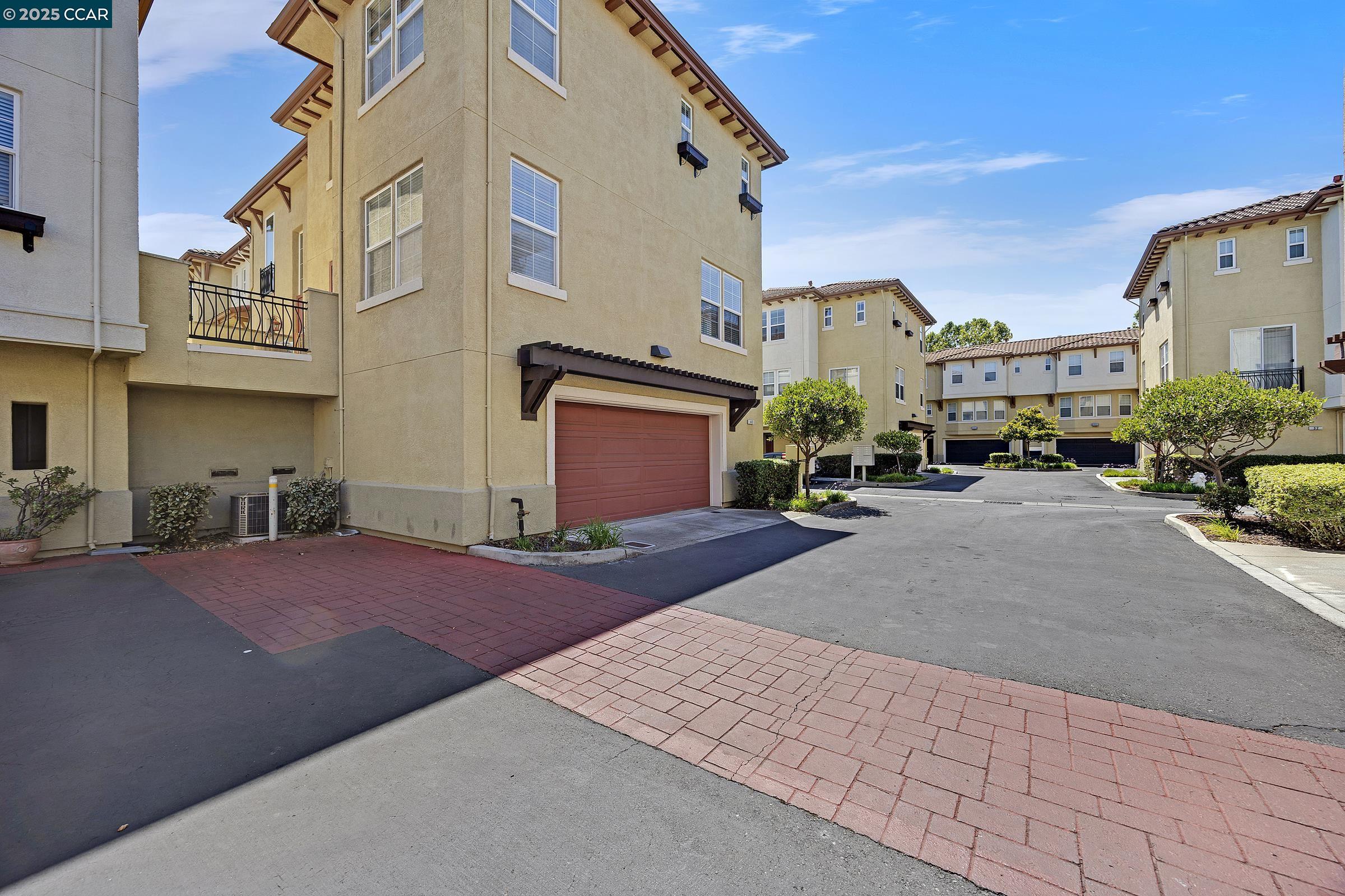 Photo #33: 41106083 Listing: Photo #33