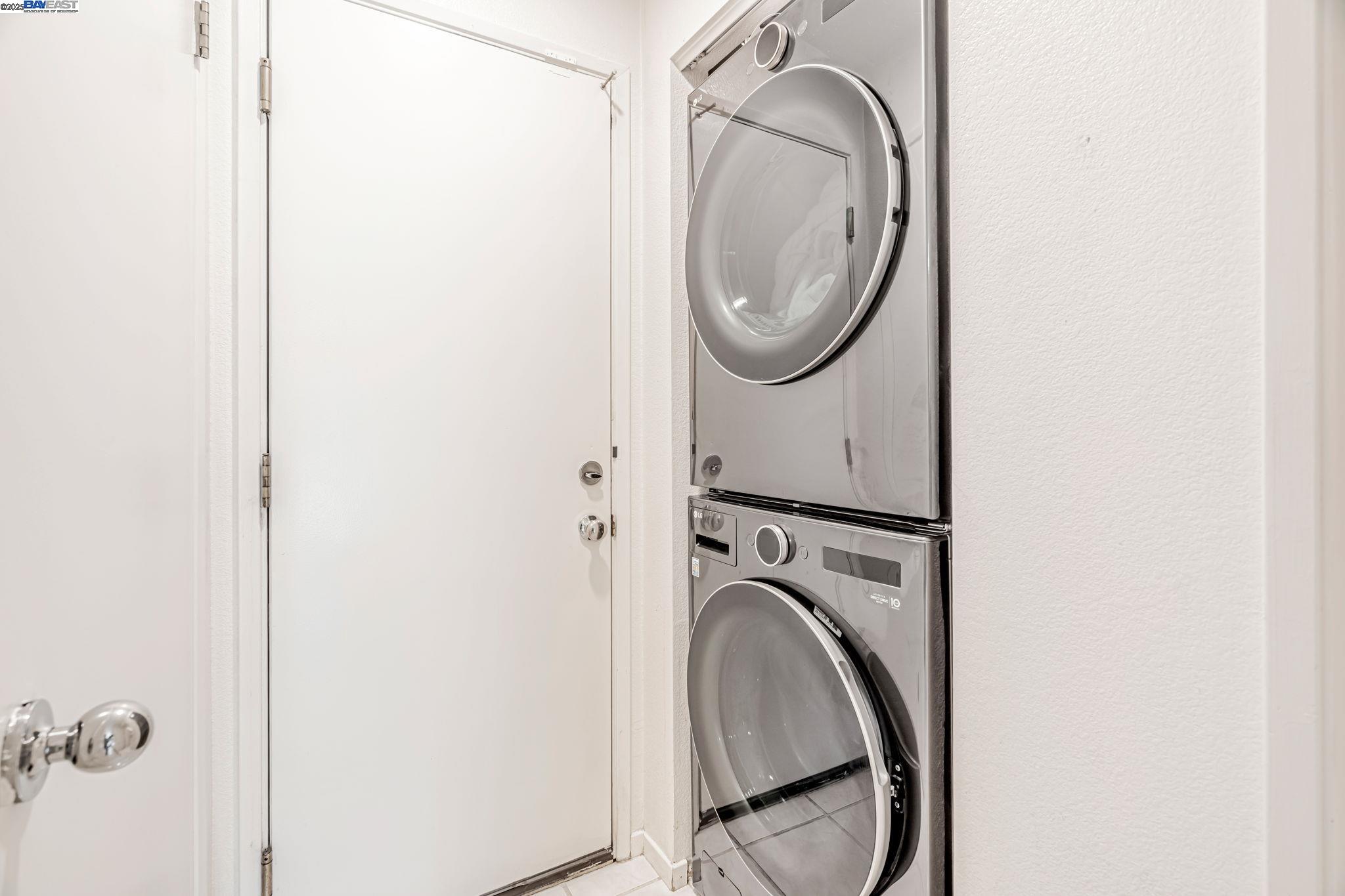 Detail Gallery Image 30 of 44 For 6978 Gregorich Drive #D,  San Jose,  CA 95138 - 2 Beds | 2/1 Baths