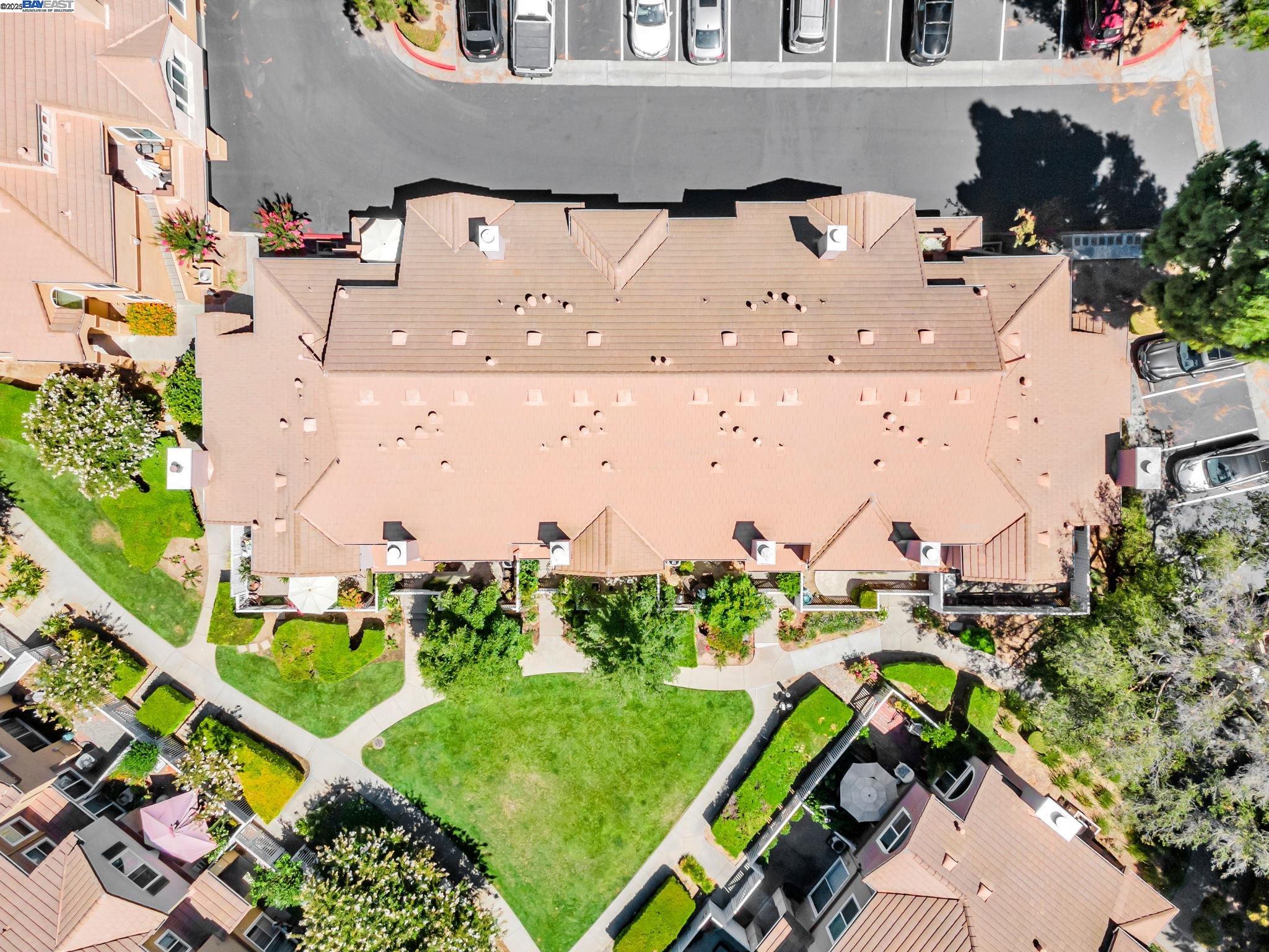 Detail Gallery Image 38 of 44 For 6978 Gregorich Drive #D,  San Jose,  CA 95138 - 2 Beds | 2/1 Baths