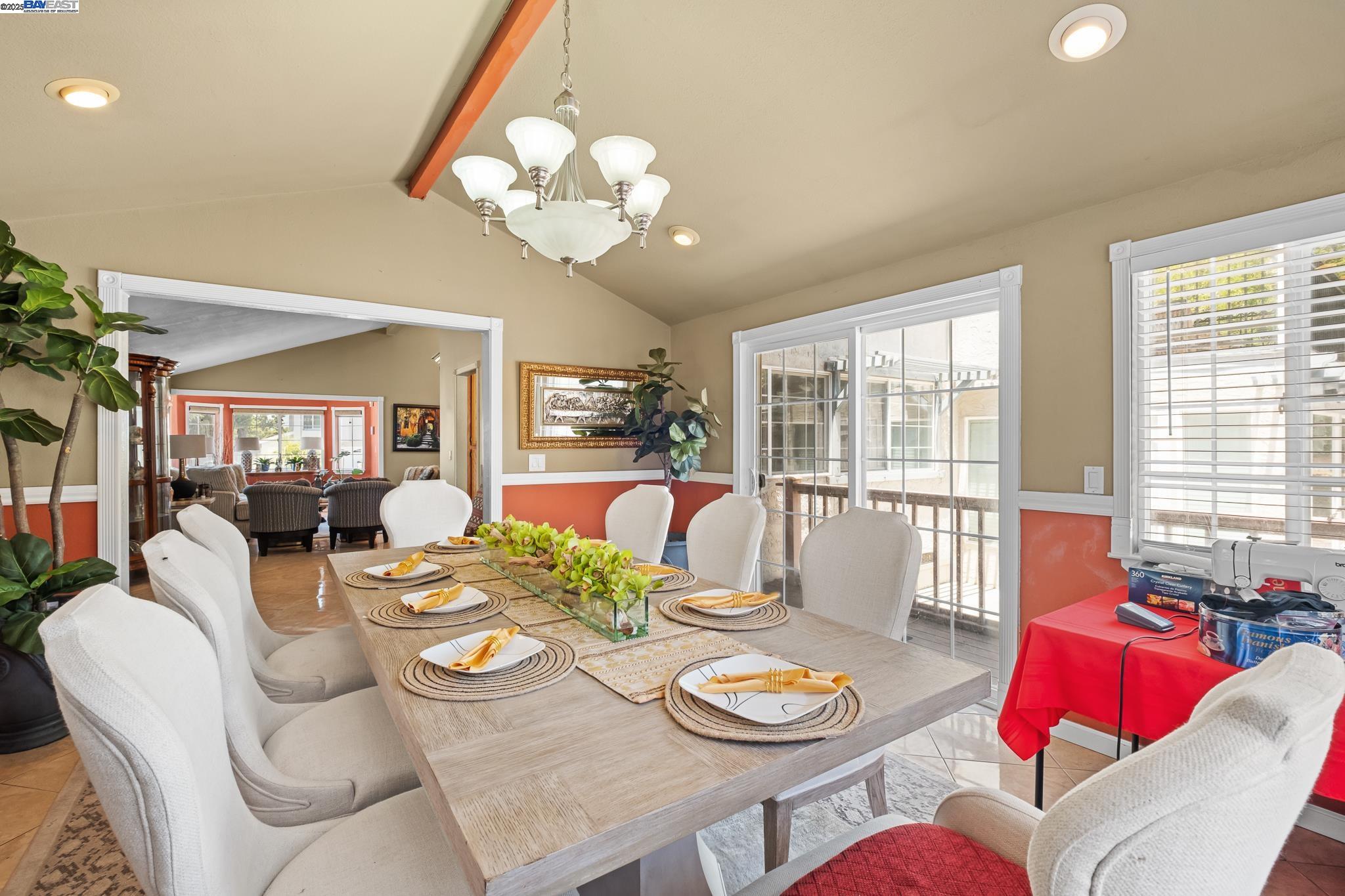 Detail Gallery Image 12 of 50 For 4996 Eberly Dr, San Jose,  CA 95111 - 5 Beds | 3/1 Baths