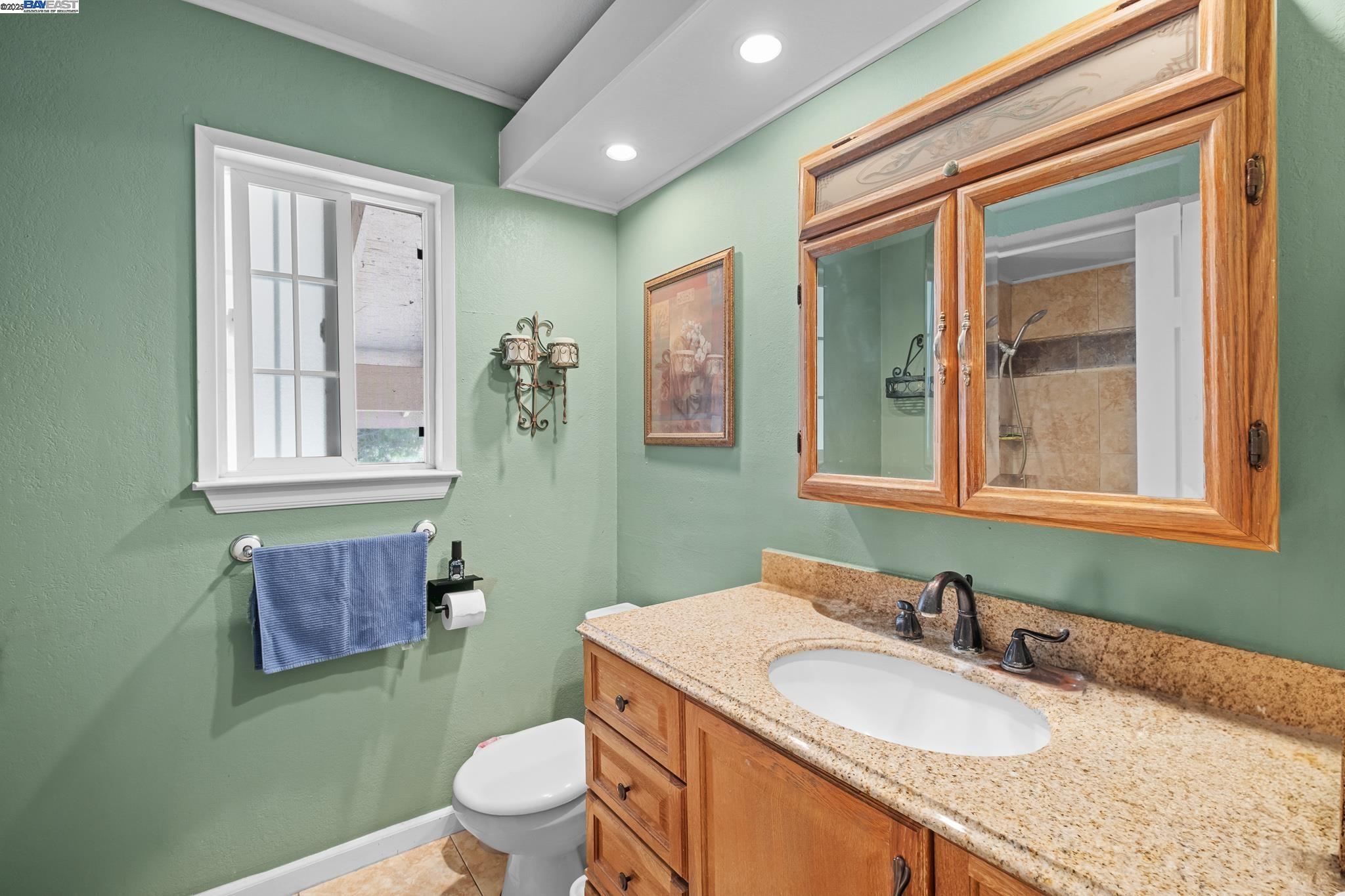 Detail Gallery Image 28 of 50 For 4996 Eberly Dr, San Jose,  CA 95111 - 5 Beds | 3/1 Baths