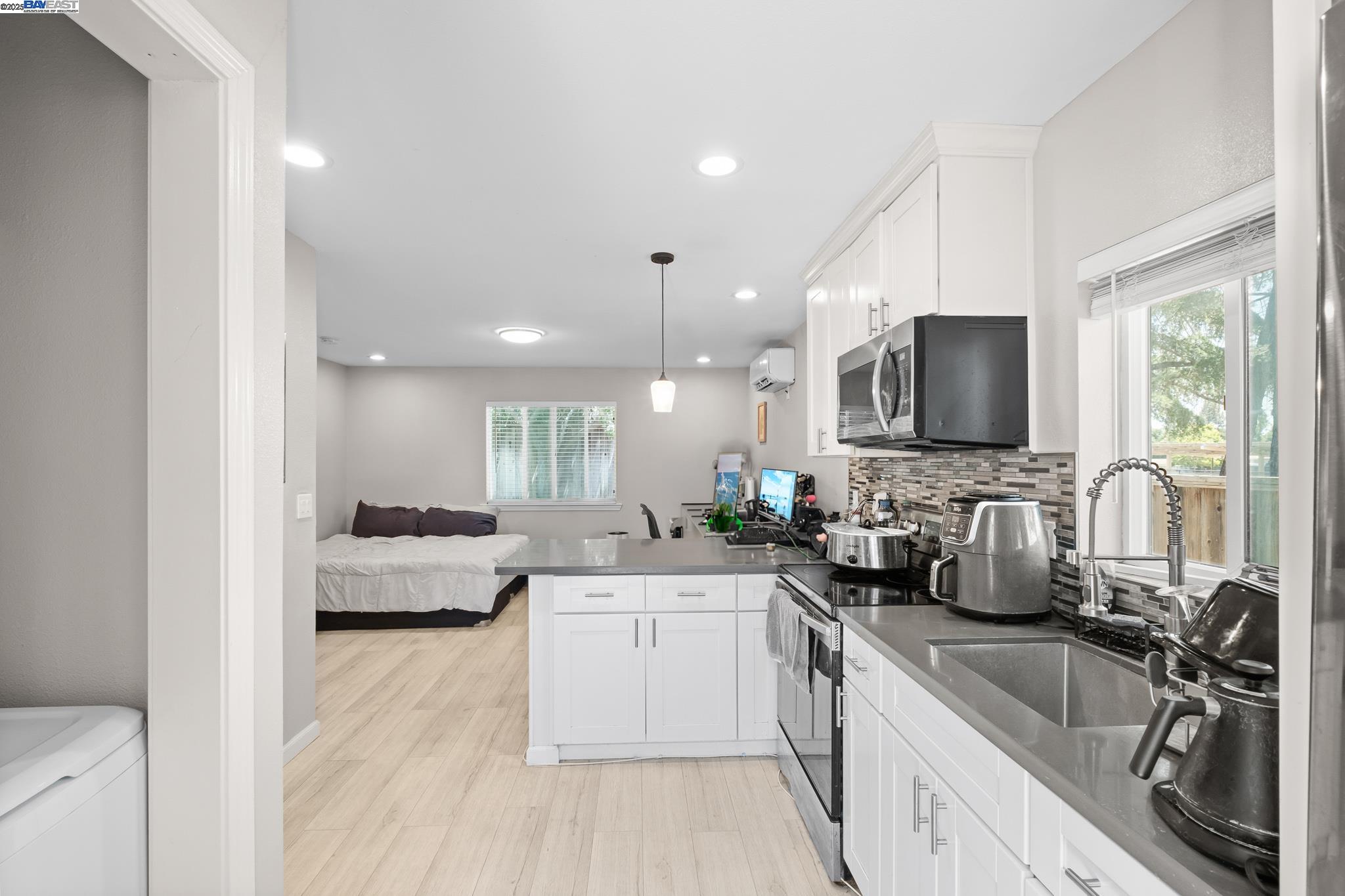 Detail Gallery Image 47 of 50 For 4996 Eberly Dr, San Jose,  CA 95111 - 5 Beds | 3/1 Baths