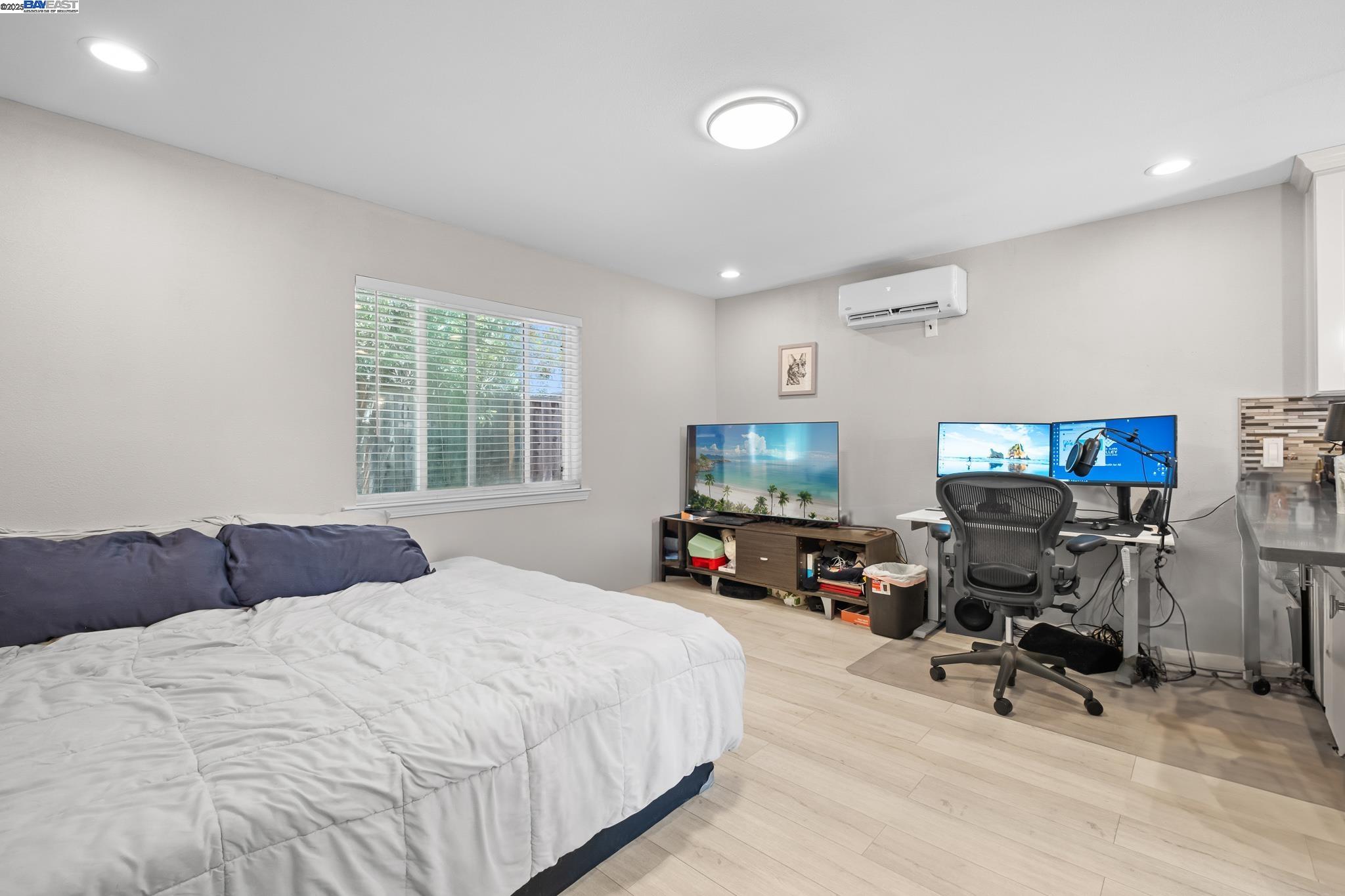 Detail Gallery Image 50 of 50 For 4996 Eberly Dr, San Jose,  CA 95111 - 5 Beds | 3/1 Baths