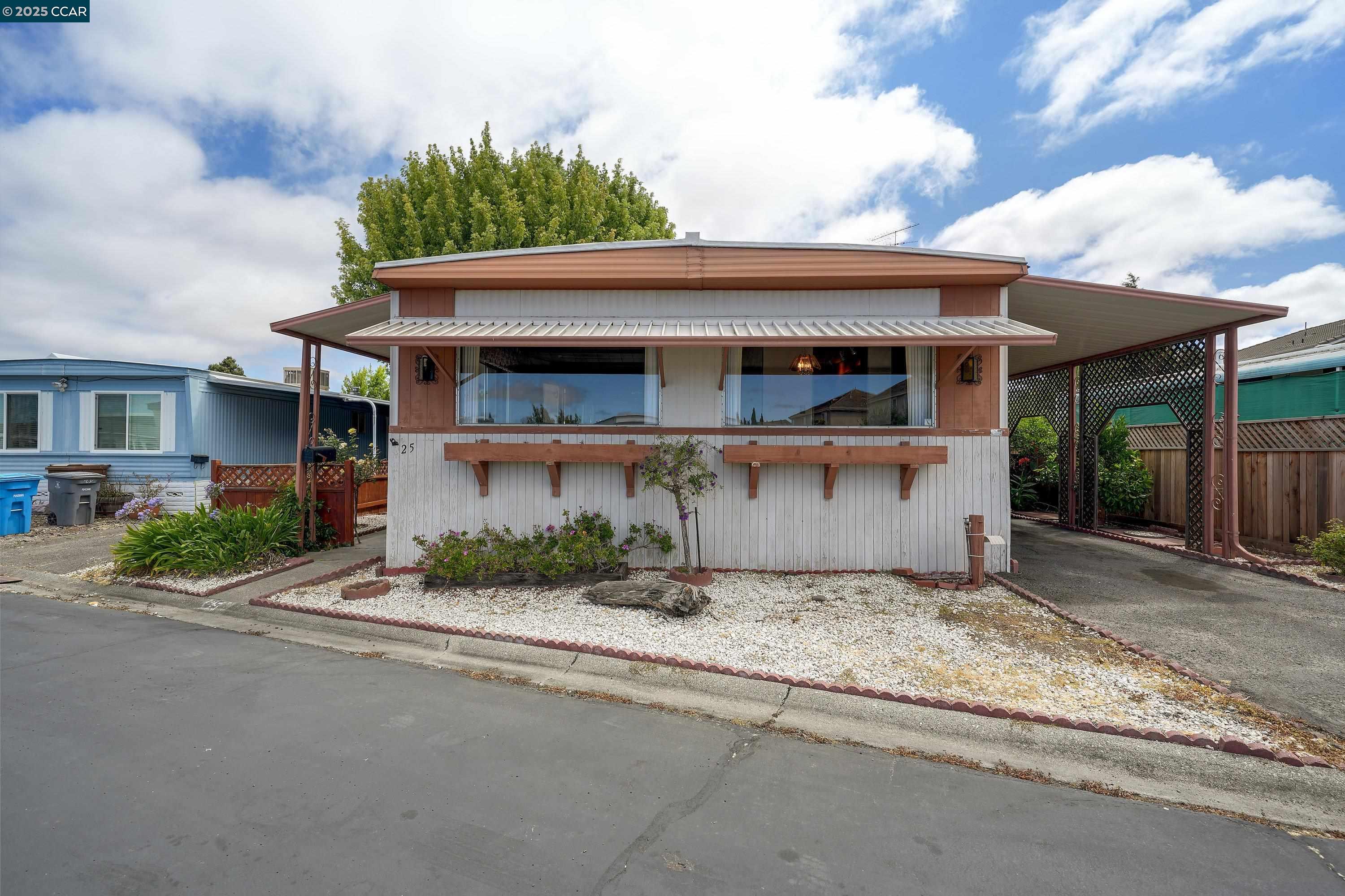Detail Gallery Image 1 of 22 For 244 American Canyon Rd Spc 25 #25,  American Canyon,  CA 94503 - 2 Beds | 2 Baths