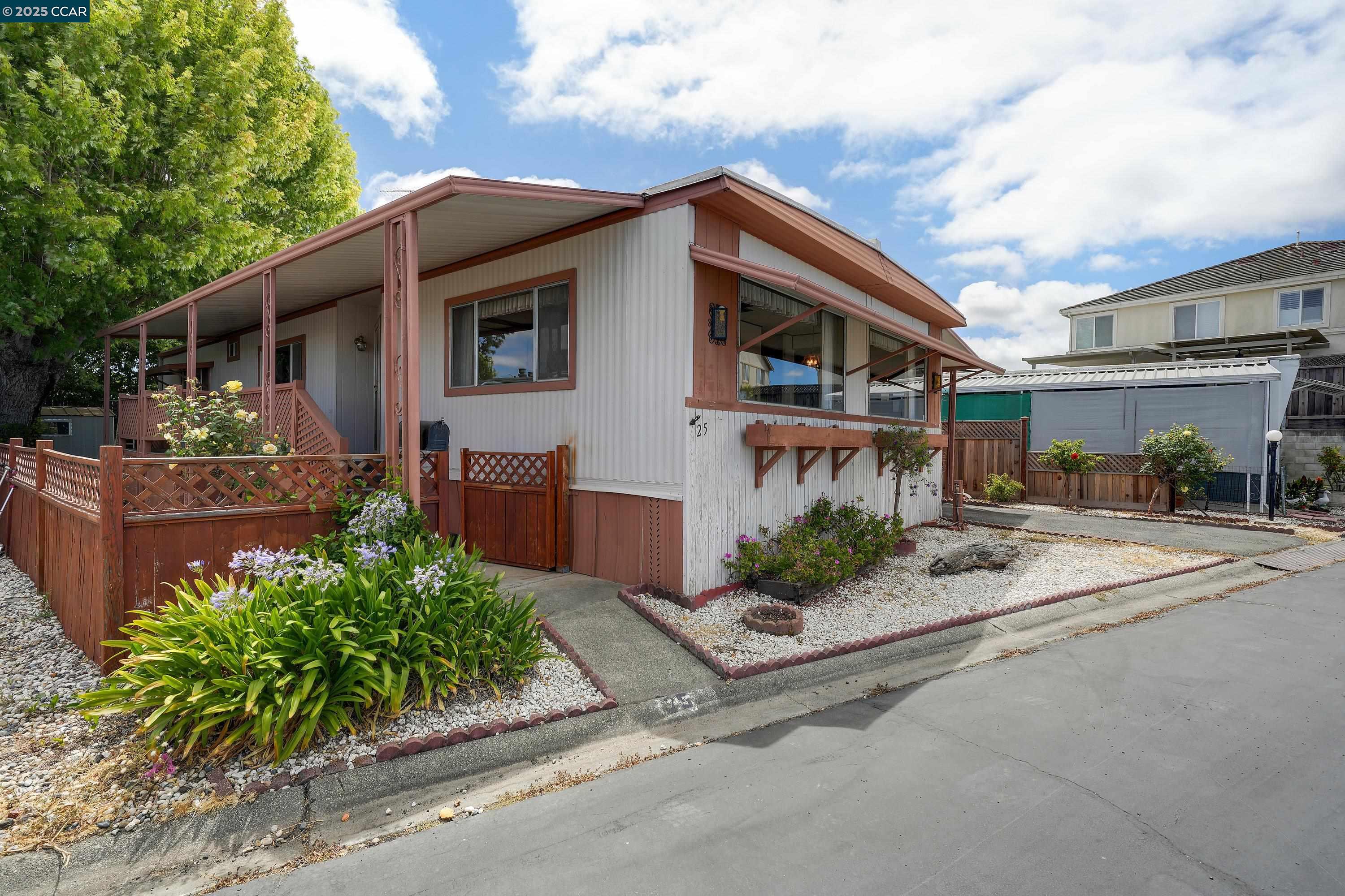 Detail Gallery Image 3 of 22 For 244 American Canyon Rd Spc 25 #25,  American Canyon,  CA 94503 - 2 Beds | 2 Baths