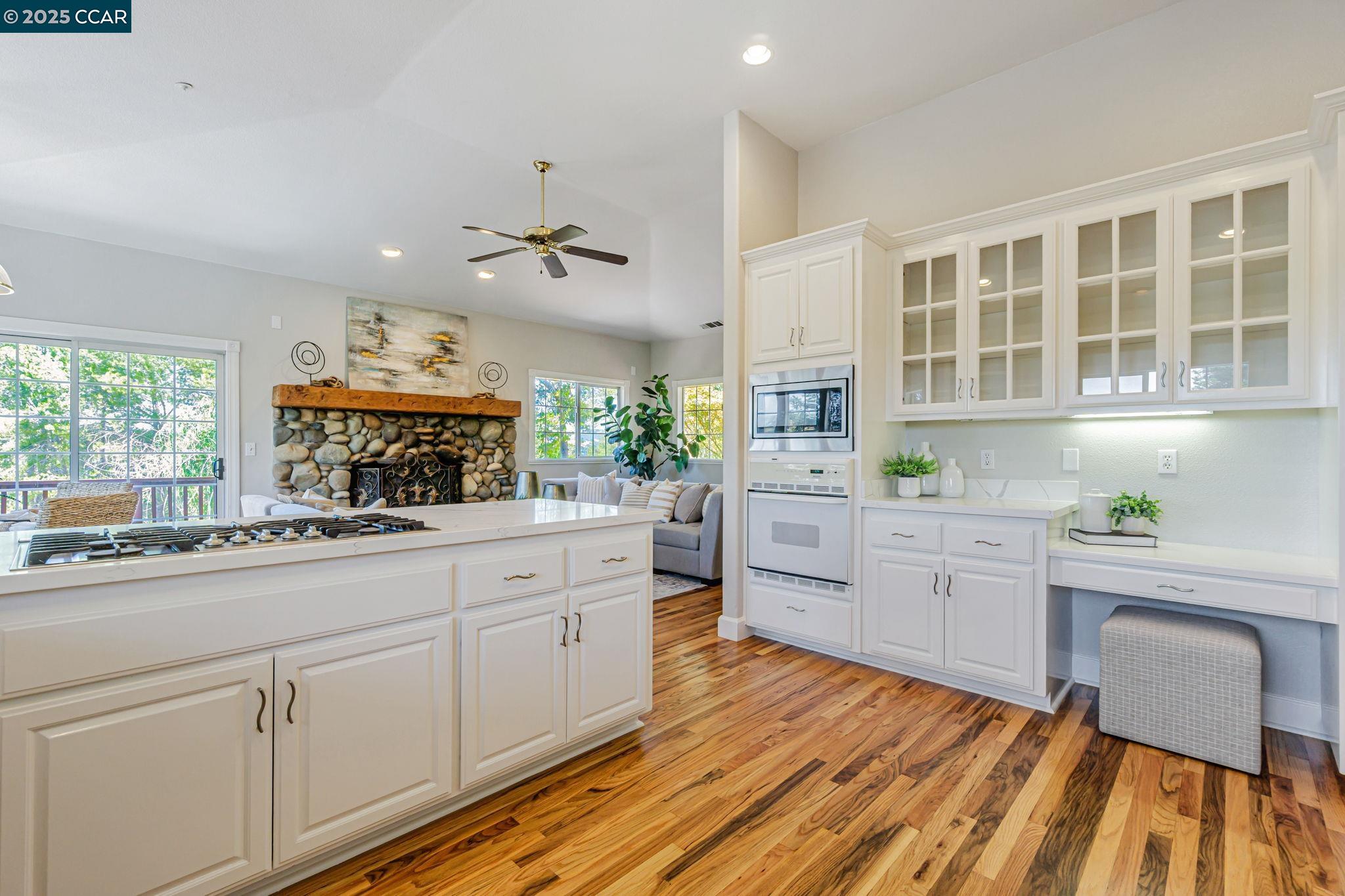 Detail Gallery Image 15 of 58 For 631 La Vista Rd, Walnut Creek,  CA 94598-4845 - 4 Beds | 4 Baths