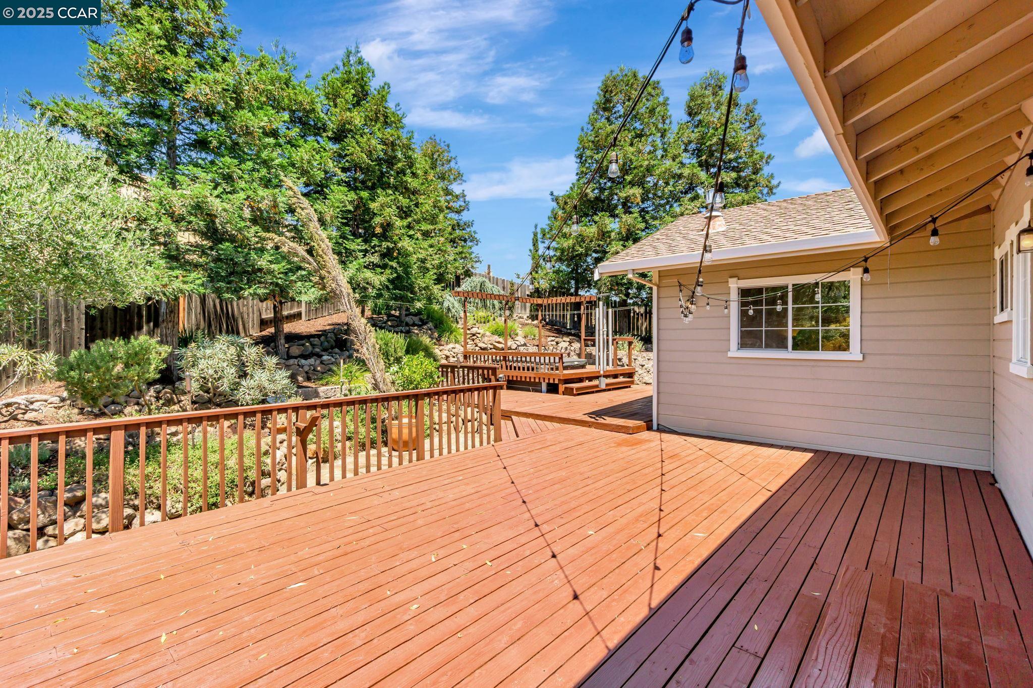 Detail Gallery Image 41 of 58 For 631 La Vista Rd, Walnut Creek,  CA 94598-4845 - 4 Beds | 4 Baths