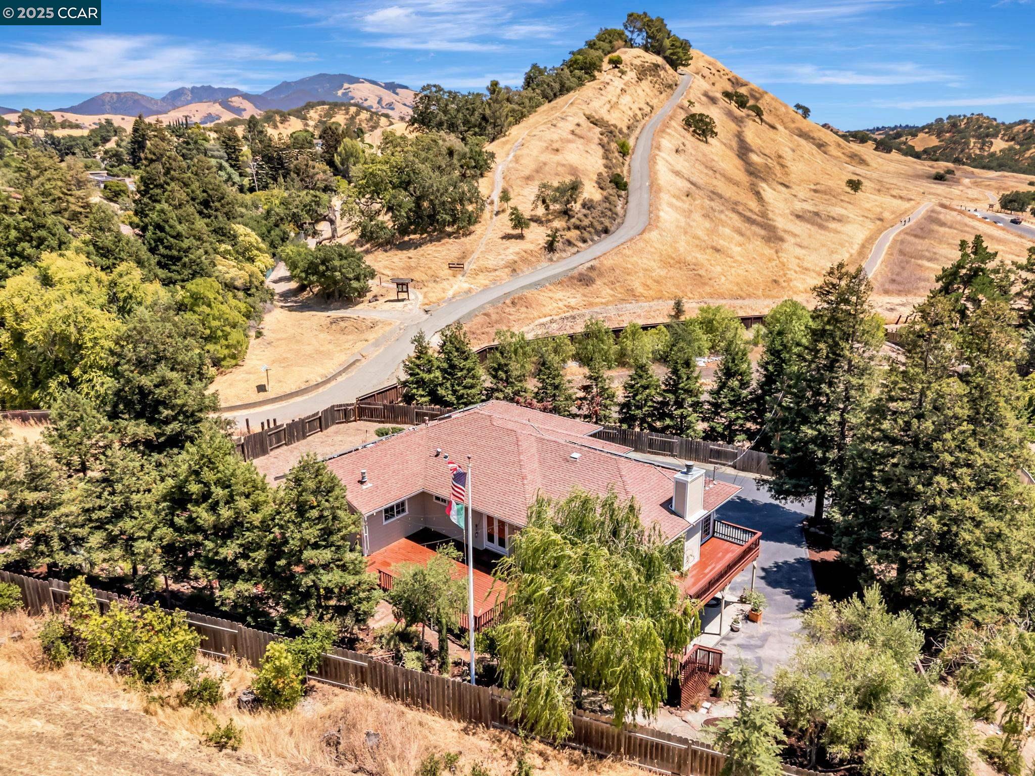 Detail Gallery Image 55 of 58 For 631 La Vista Rd, Walnut Creek,  CA 94598-4845 - 4 Beds | 4 Baths