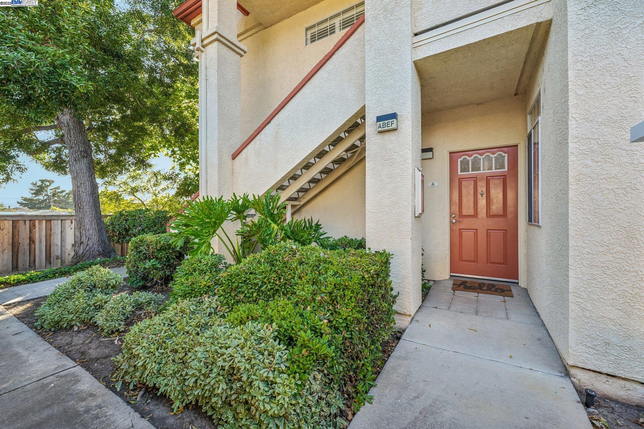 MLS: 41106093 Condo For Sale