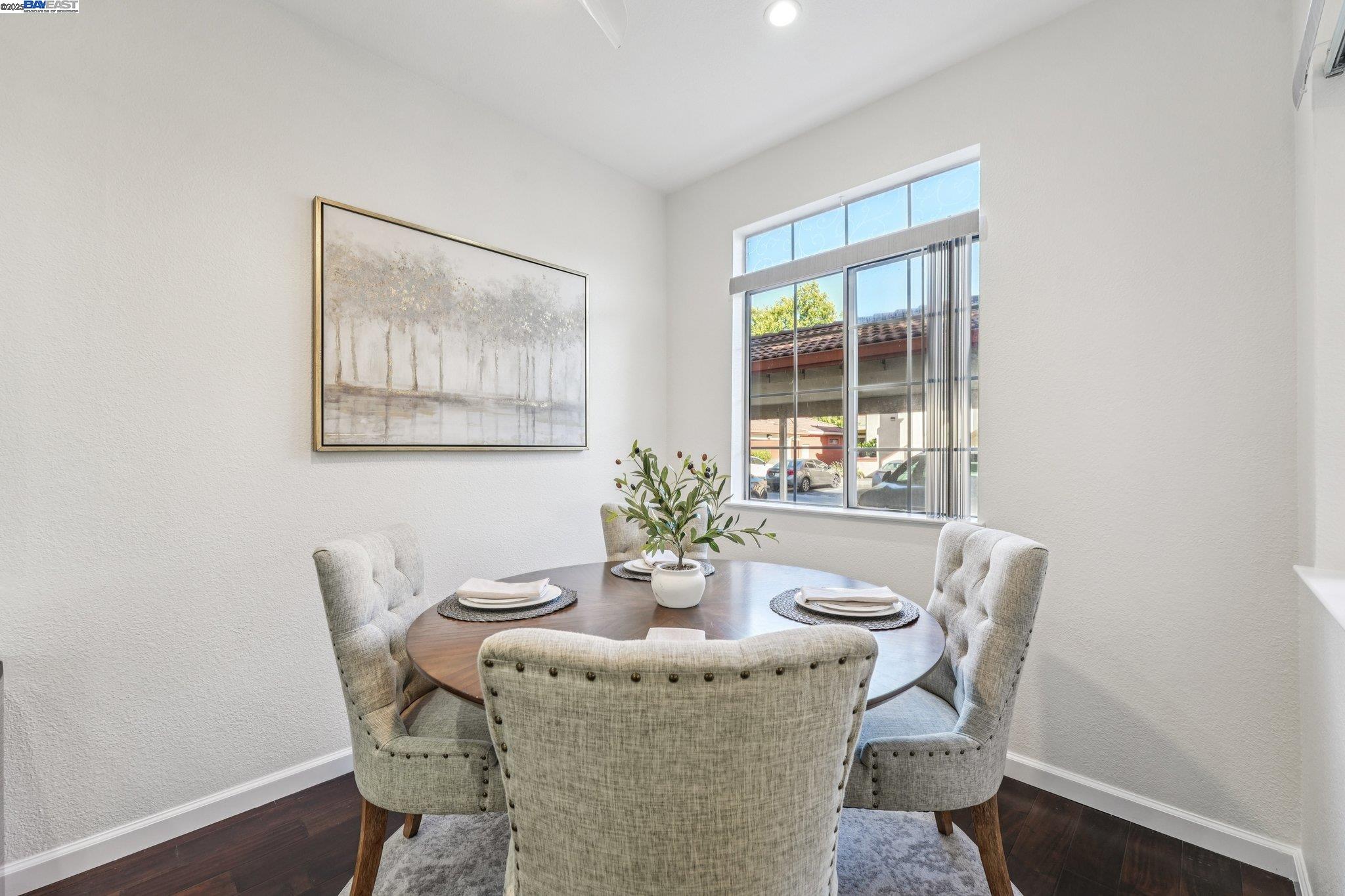 Detail Gallery Image 11 of 48 For 7020 Stagecoach Road a,  Dublin,  CA 94568 - 1 Beds | 1 Baths
