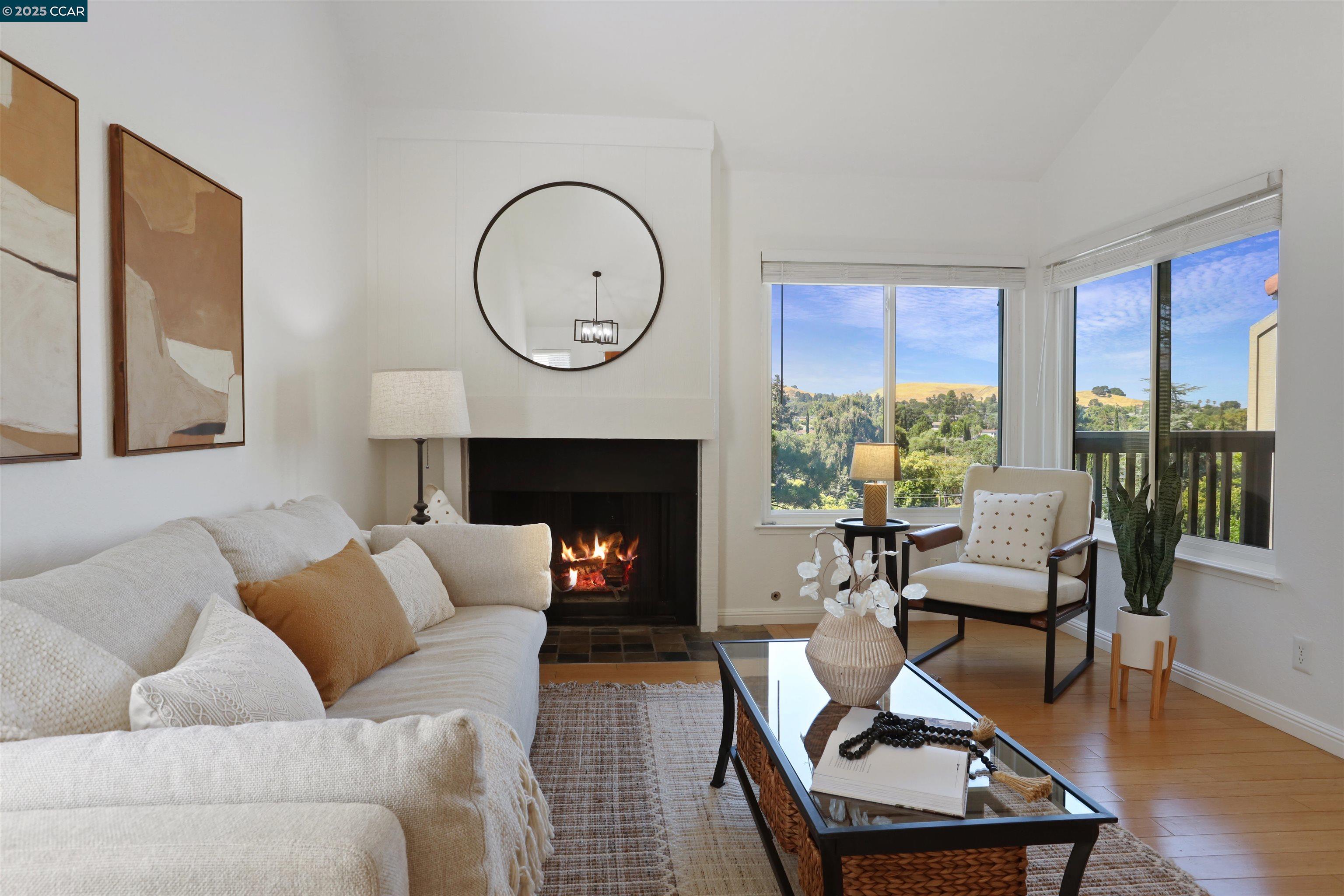 MLS: 41106094 Condo For Sale