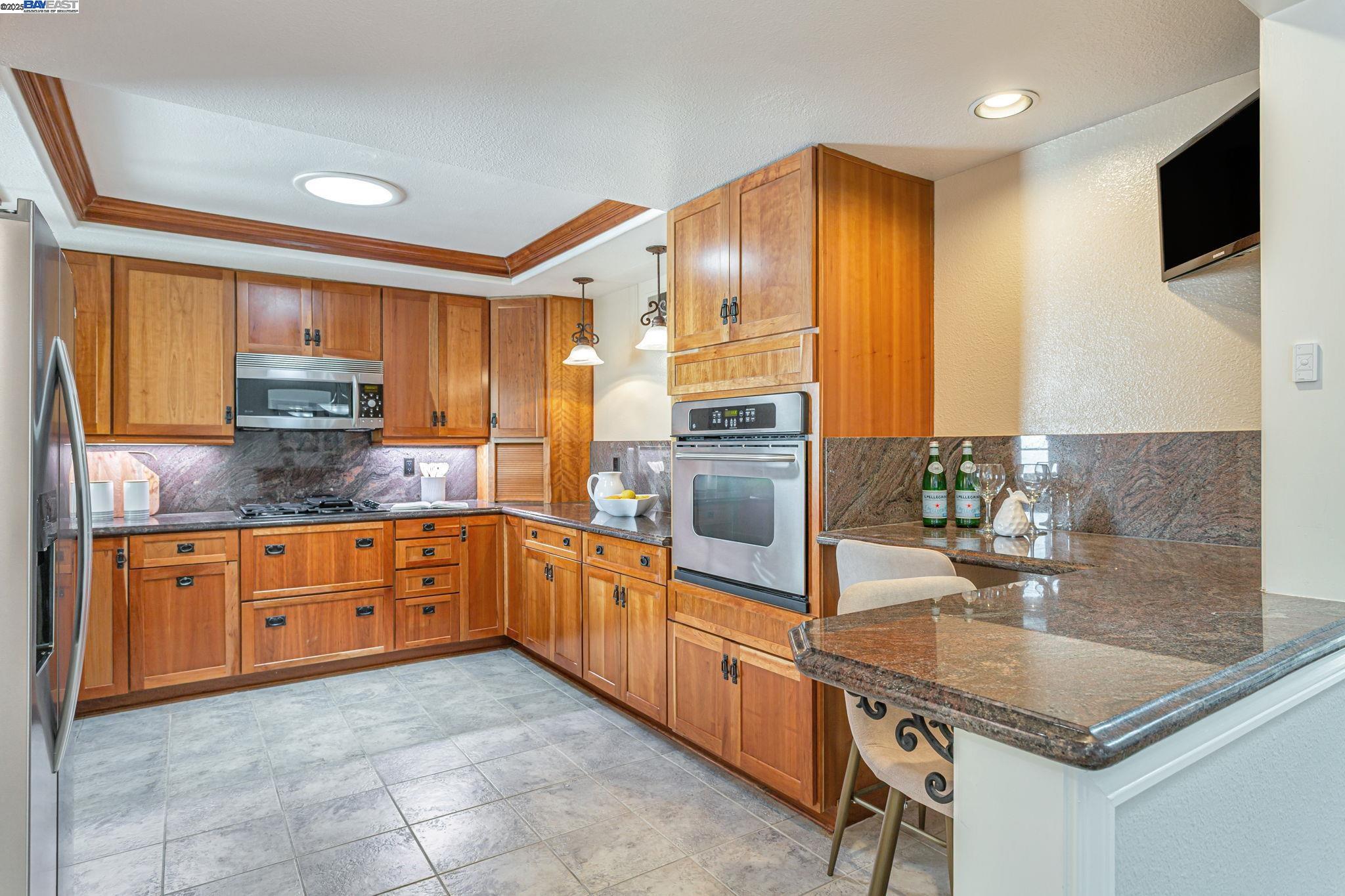 Photo #8: 41106097 Listing: Photo #8