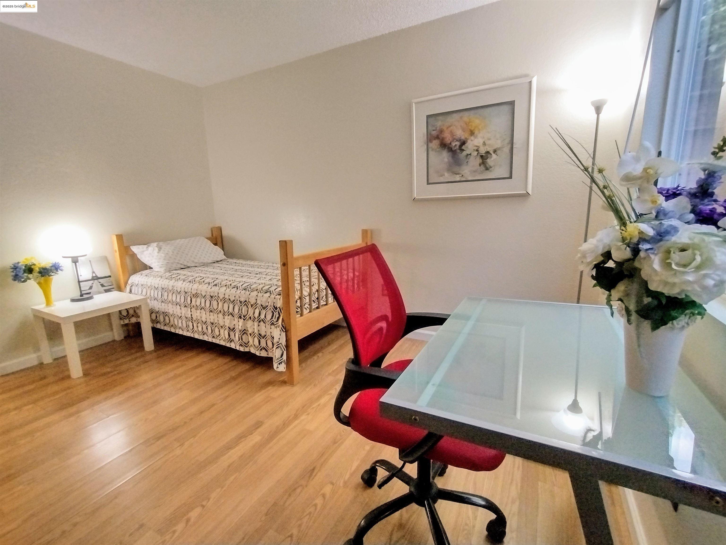 Photo #12: 41106104 Listing: Photo #12