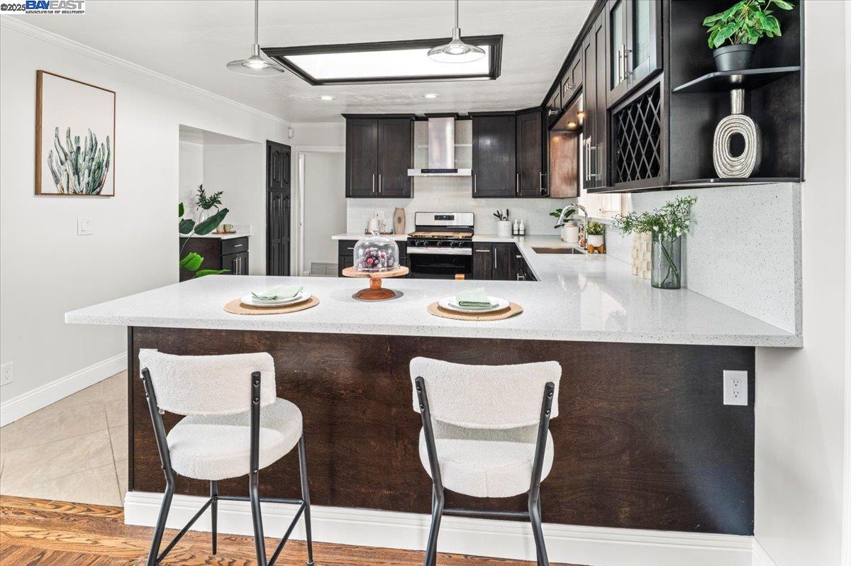Detail Gallery Image 12 of 56 For 1876 Benedict Dr, San Leandro,  CA 94577 - 3 Beds | 3 Baths