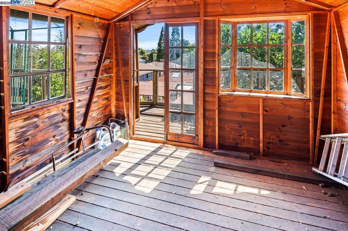 Detail Gallery Image 55 of 56 For 1876 Benedict Dr, San Leandro,  CA 94577 - 3 Beds | 3 Baths