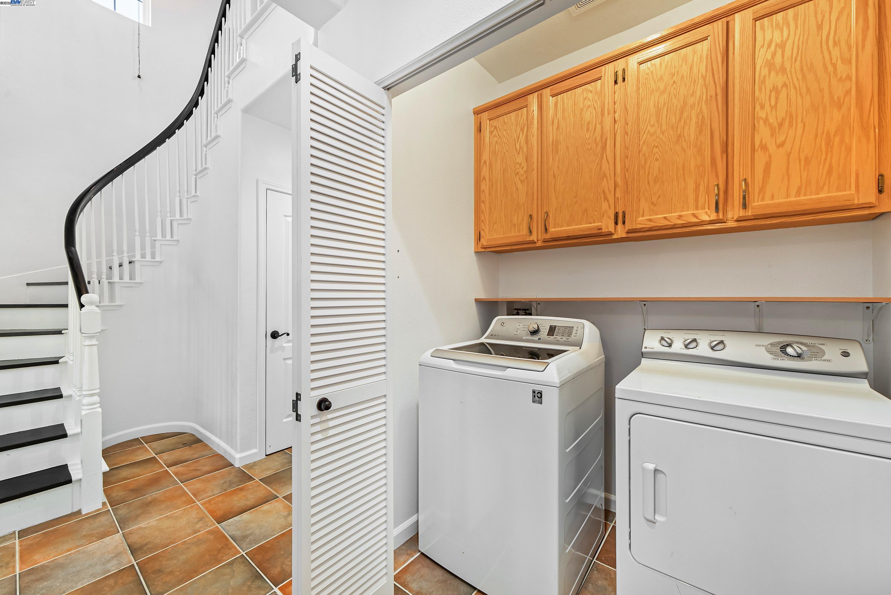 Detail Gallery Image 20 of 45 For 43 Ferdinand Way, Novato,  CA 94949 - 3 Beds | 2/1 Baths