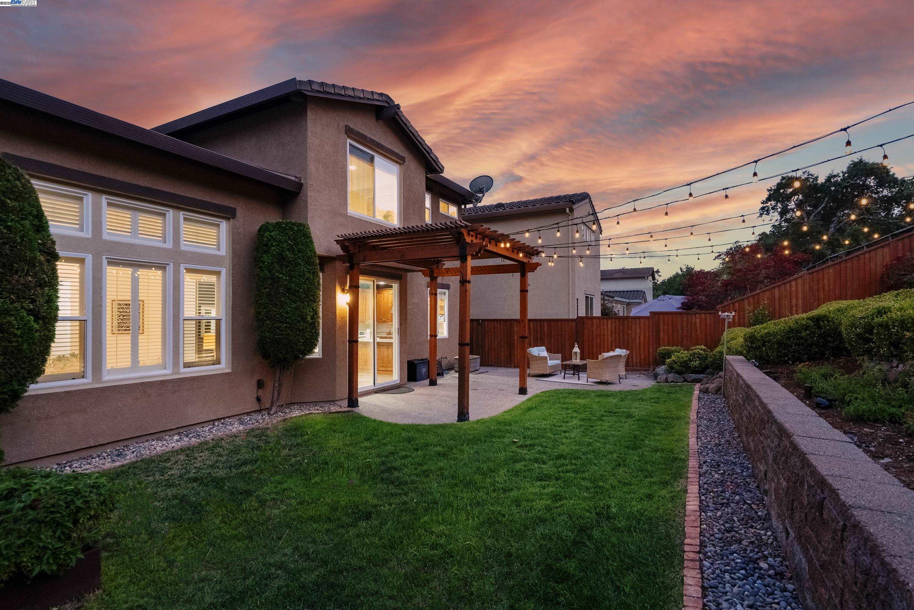 Detail Gallery Image 37 of 45 For 43 Ferdinand Way, Novato,  CA 94949 - 3 Beds | 2/1 Baths