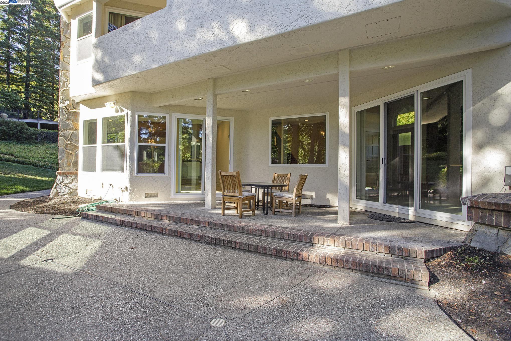 Detail Gallery Image 31 of 40 For 3 Blackhawk Club Ct, Danville,  CA 94506 - 3 Beds | 2/1 Baths