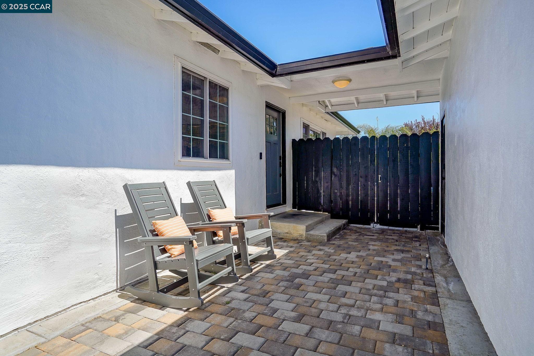 Detail Gallery Image 23 of 25 For 69 Fordham Ct, Pleasant Hill,  CA 94523 - 3 Beds | 2 Baths