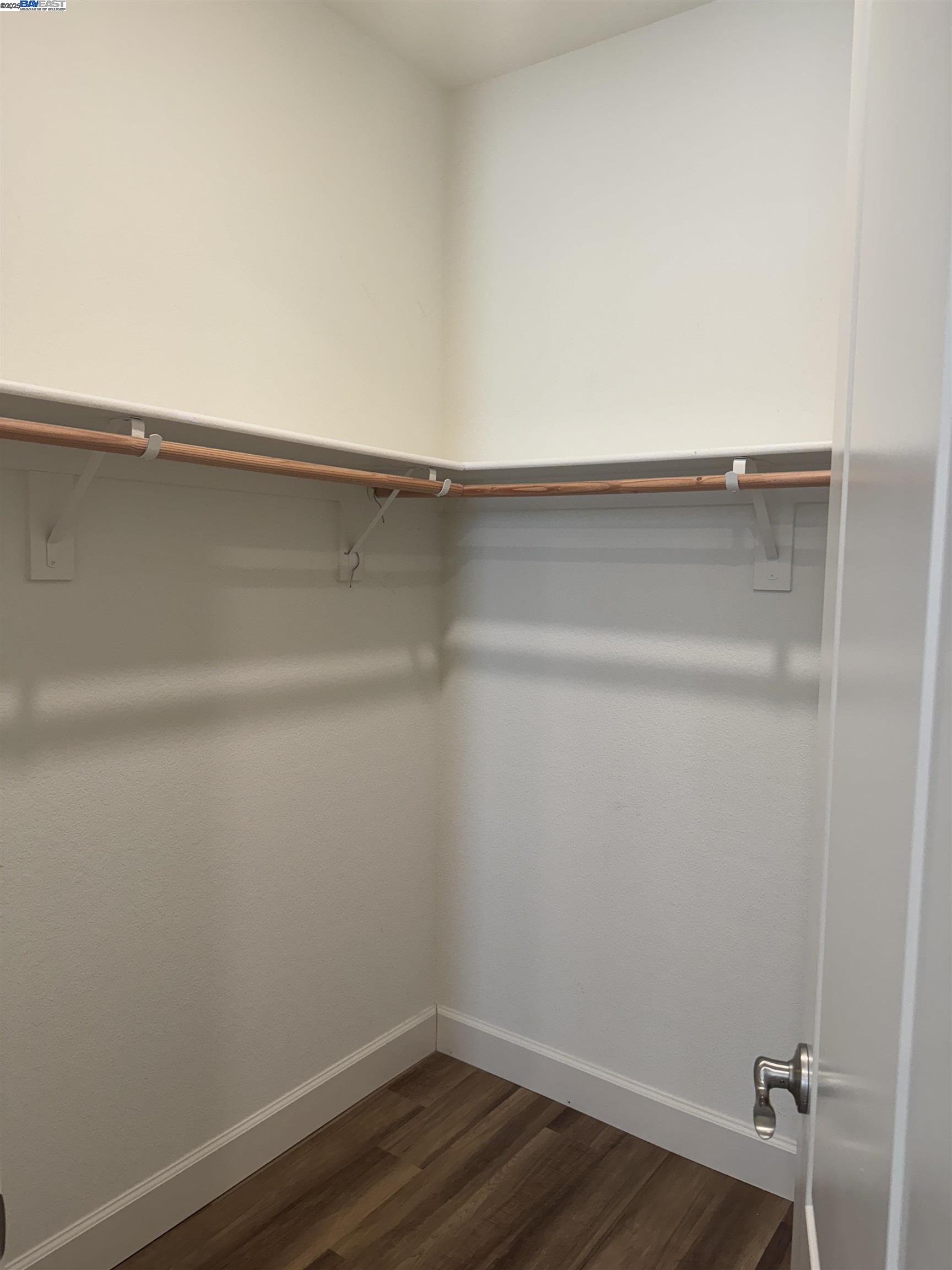 Detail Gallery Image 6 of 26 For 3906 Guerneville Way, Dublin,  CA 94568 - 3 Beds | 3/1 Baths