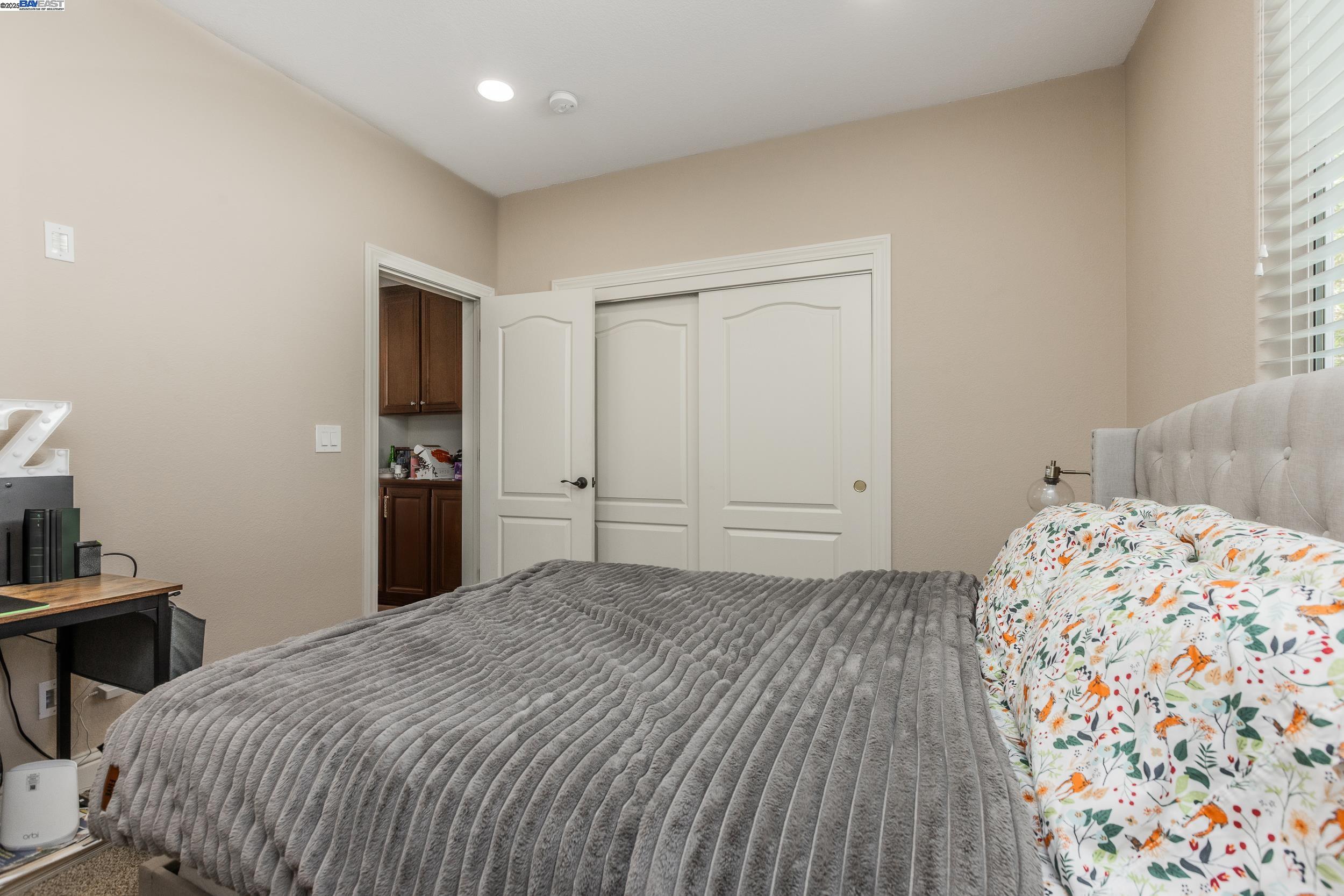 Detail Gallery Image 15 of 48 For 2626 Carmella Ct, San Jose,  CA 95135 - 6 Beds | 4/1 Baths