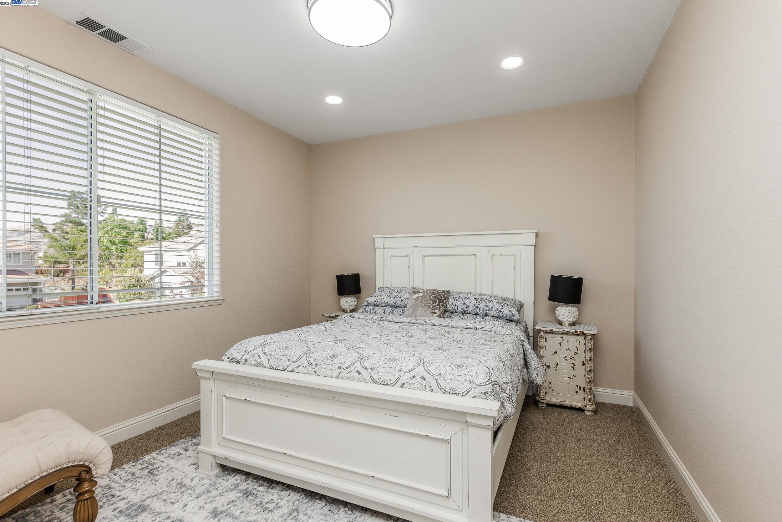 Detail Gallery Image 28 of 48 For 2626 Carmella Ct, San Jose,  CA 95135 - 6 Beds | 4/1 Baths