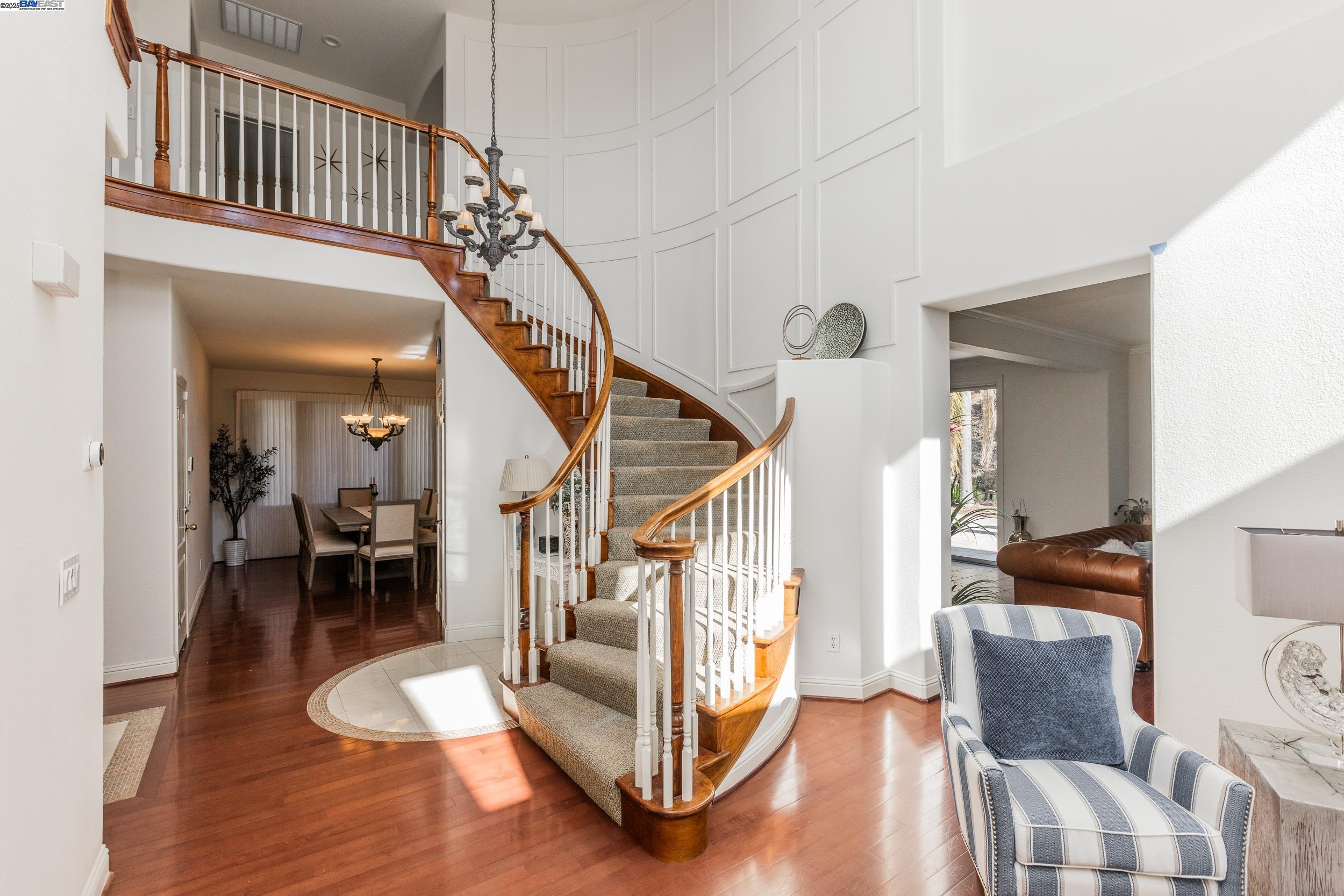 Detail Gallery Image 7 of 48 For 2626 Carmella Ct, San Jose,  CA 95135 - 6 Beds | 4/1 Baths