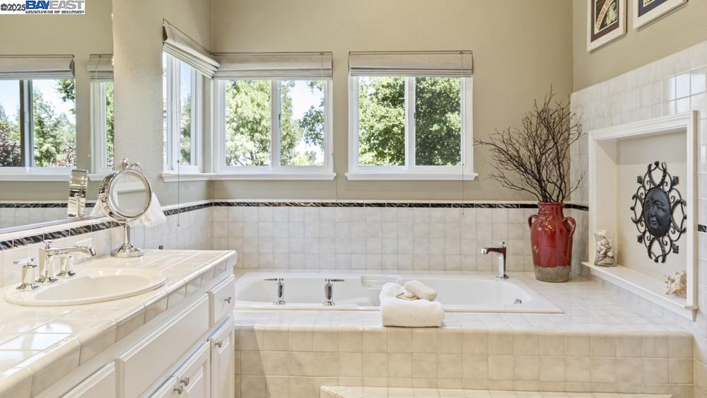 Detail Gallery Image 26 of 57 For 1348 Carlton Pl, Livermore,  CA 94550 - 6 Beds | 3 Baths