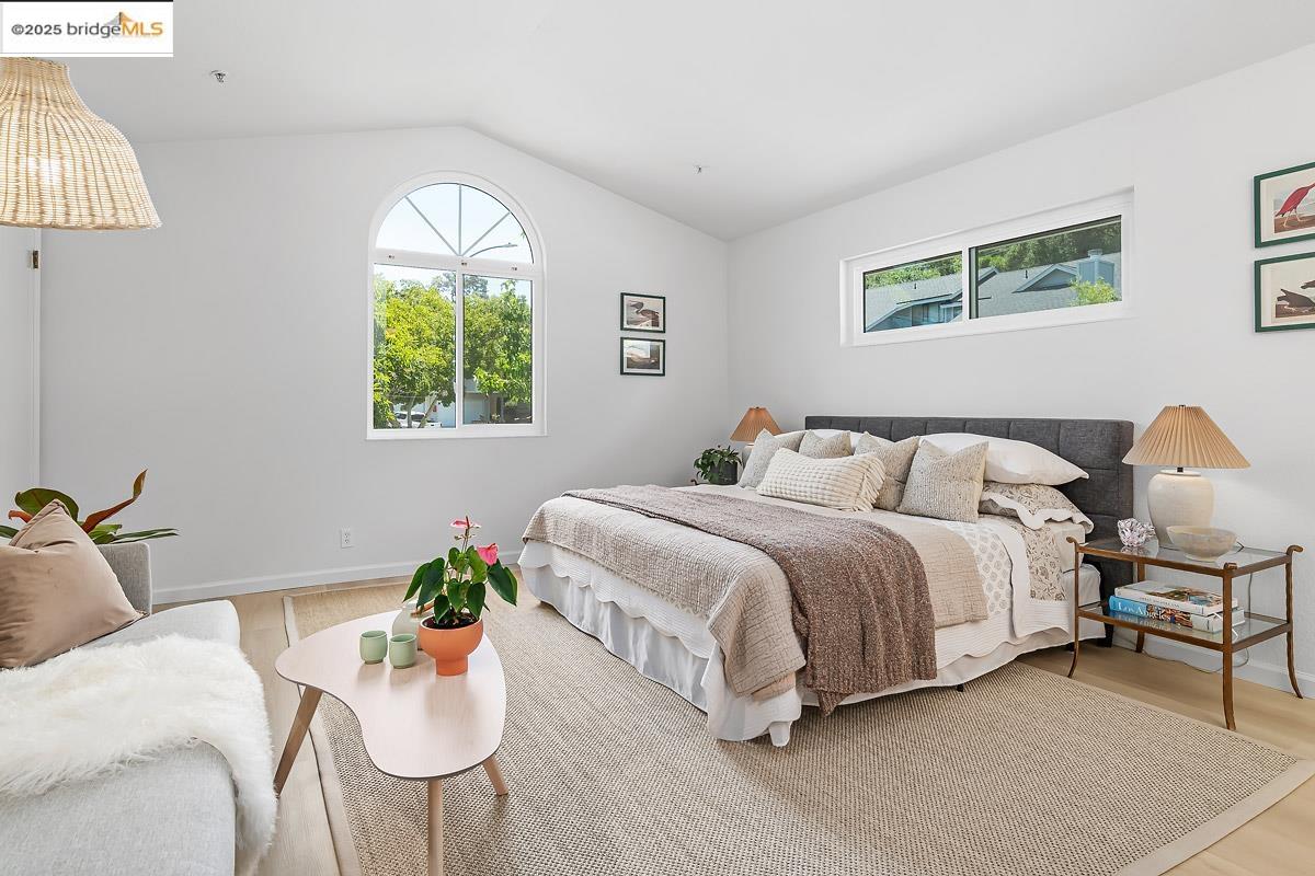 Detail Gallery Image 16 of 23 For 46 Birchwood Dr, Novato,  CA 94947 - 3 Beds | 3 Baths