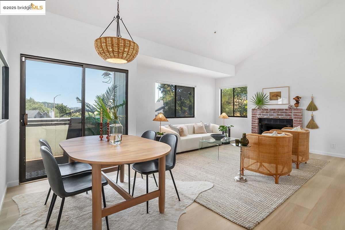 Detail Gallery Image 7 of 23 For 46 Birchwood Dr, Novato,  CA 94947 - 3 Beds | 3 Baths