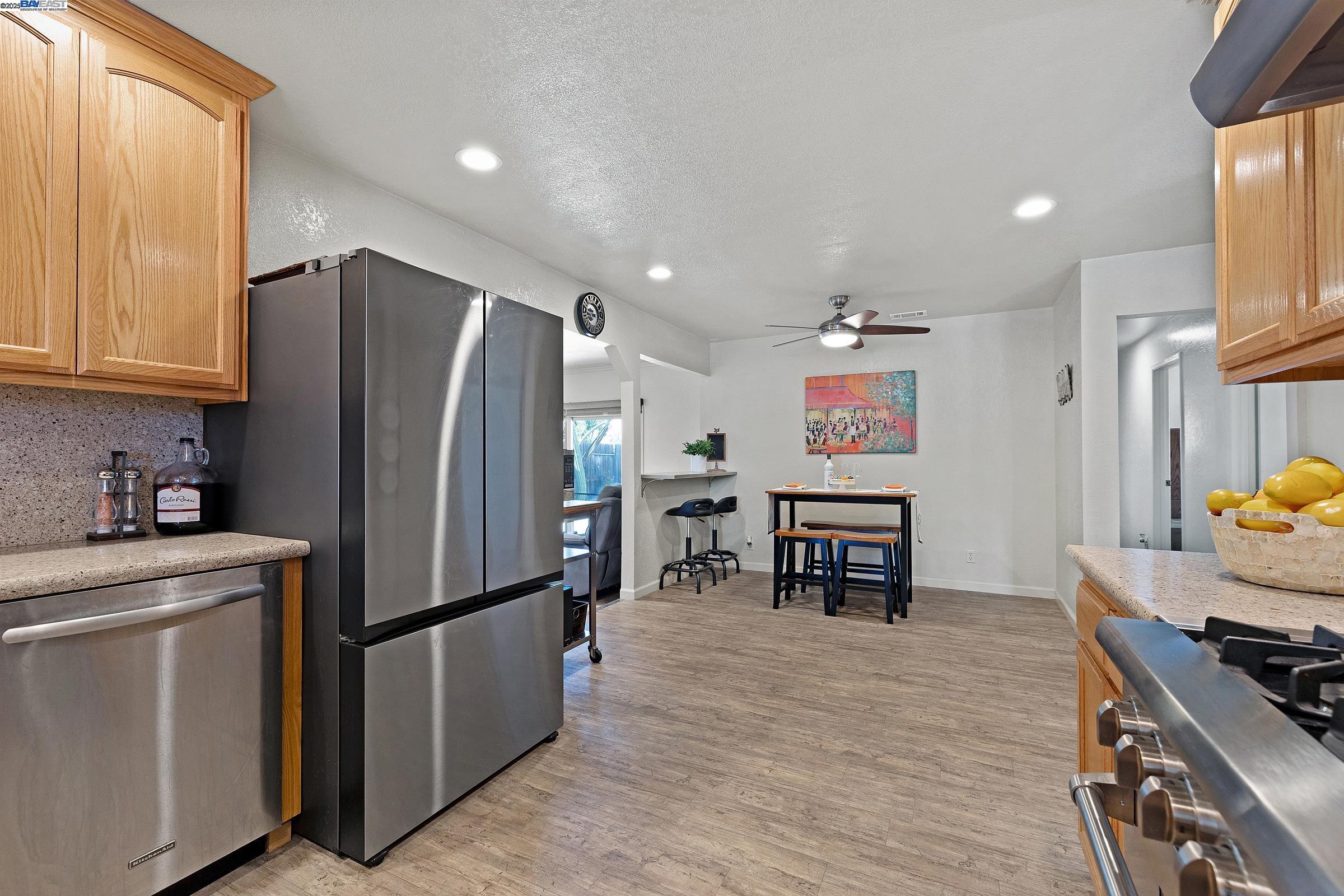 Detail Gallery Image 18 of 57 For 39024 Blacow Rd, Fremont,  CA 94538 - 4 Beds | 2 Baths