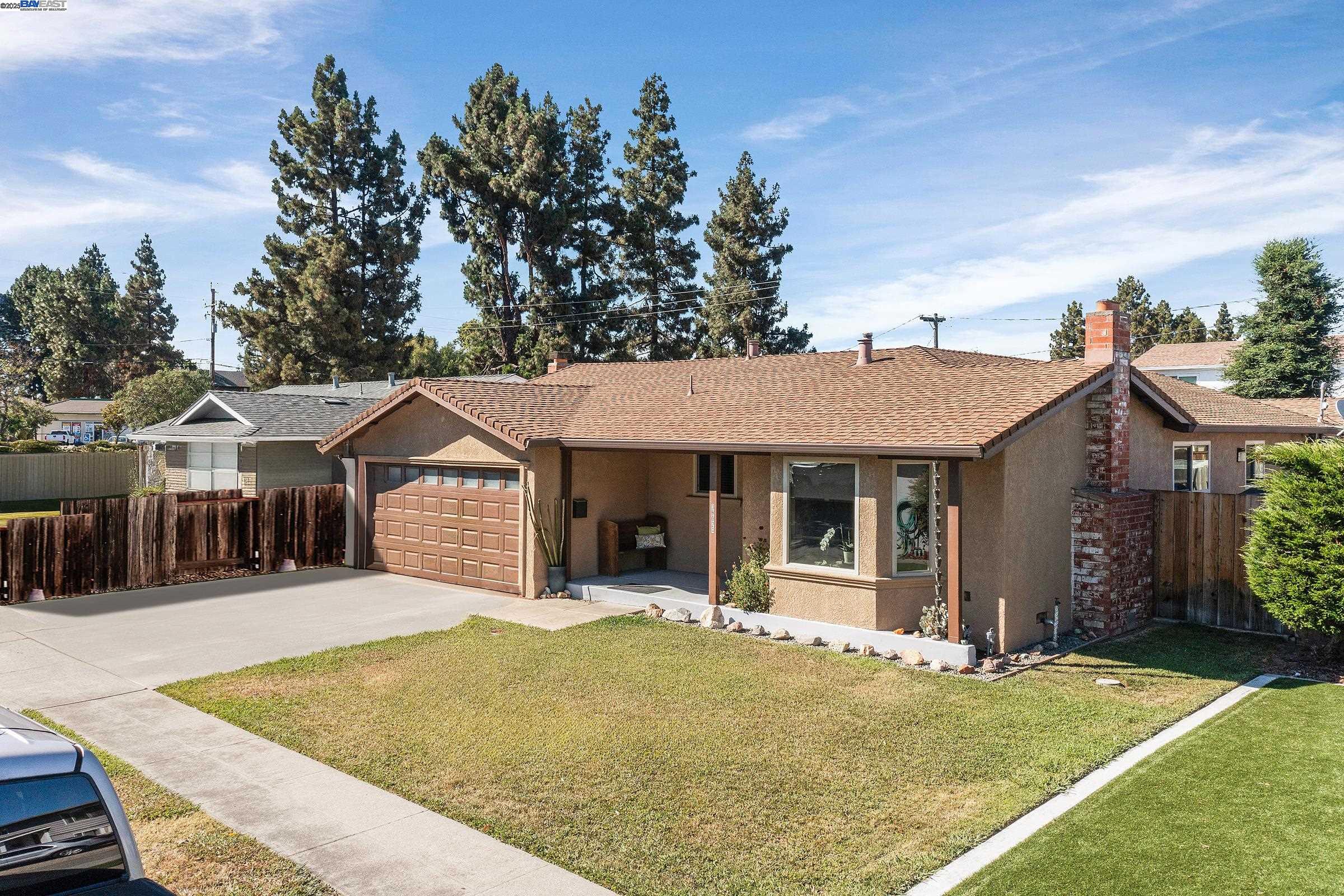 Detail Gallery Image 3 of 57 For 39024 Blacow Rd, Fremont,  CA 94538 - 4 Beds | 2 Baths