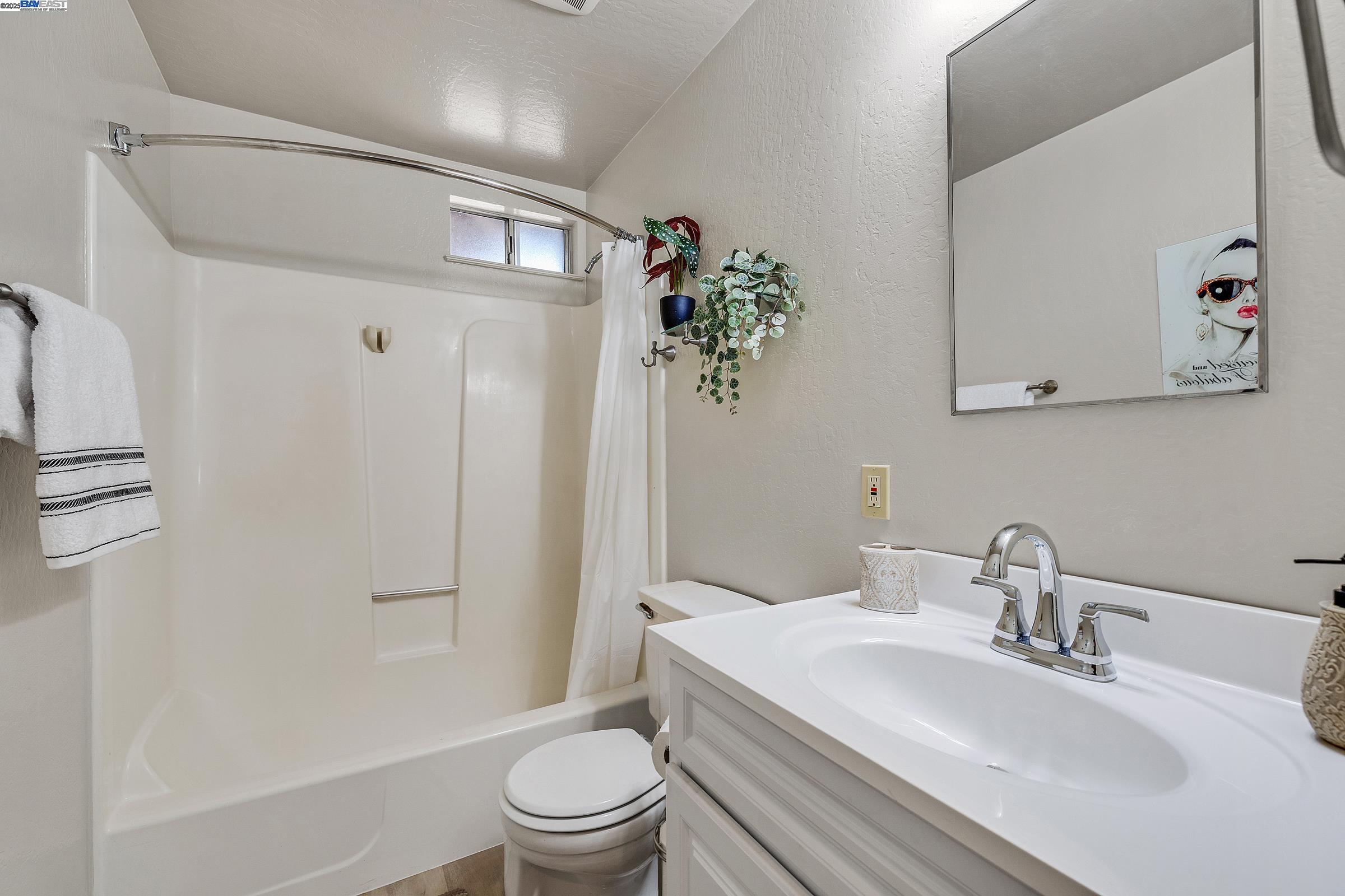 Detail Gallery Image 26 of 57 For 39024 Blacow Rd, Fremont,  CA 94538 - 4 Beds | 2 Baths