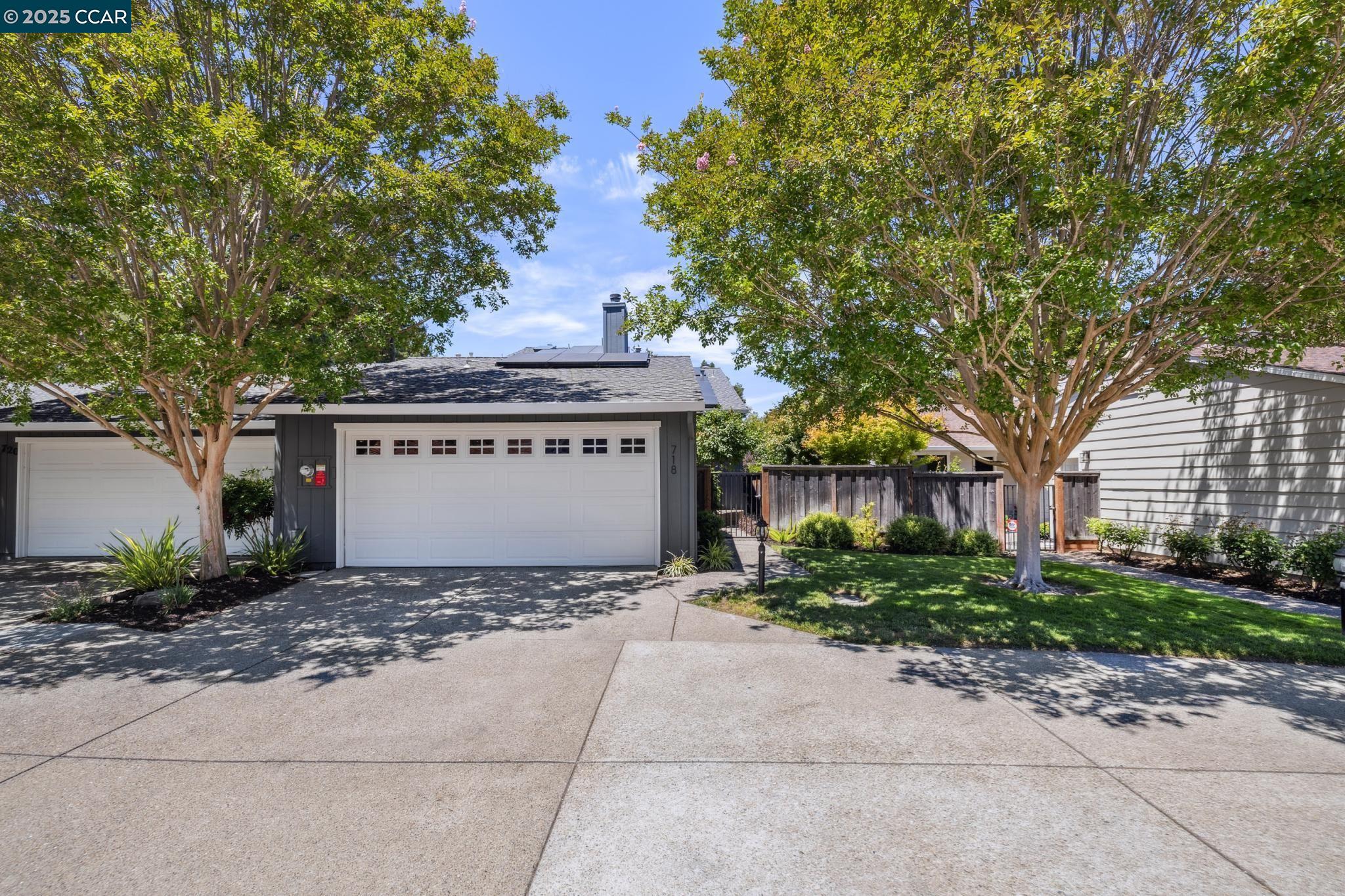 Photo #2: 41106139 Listing 