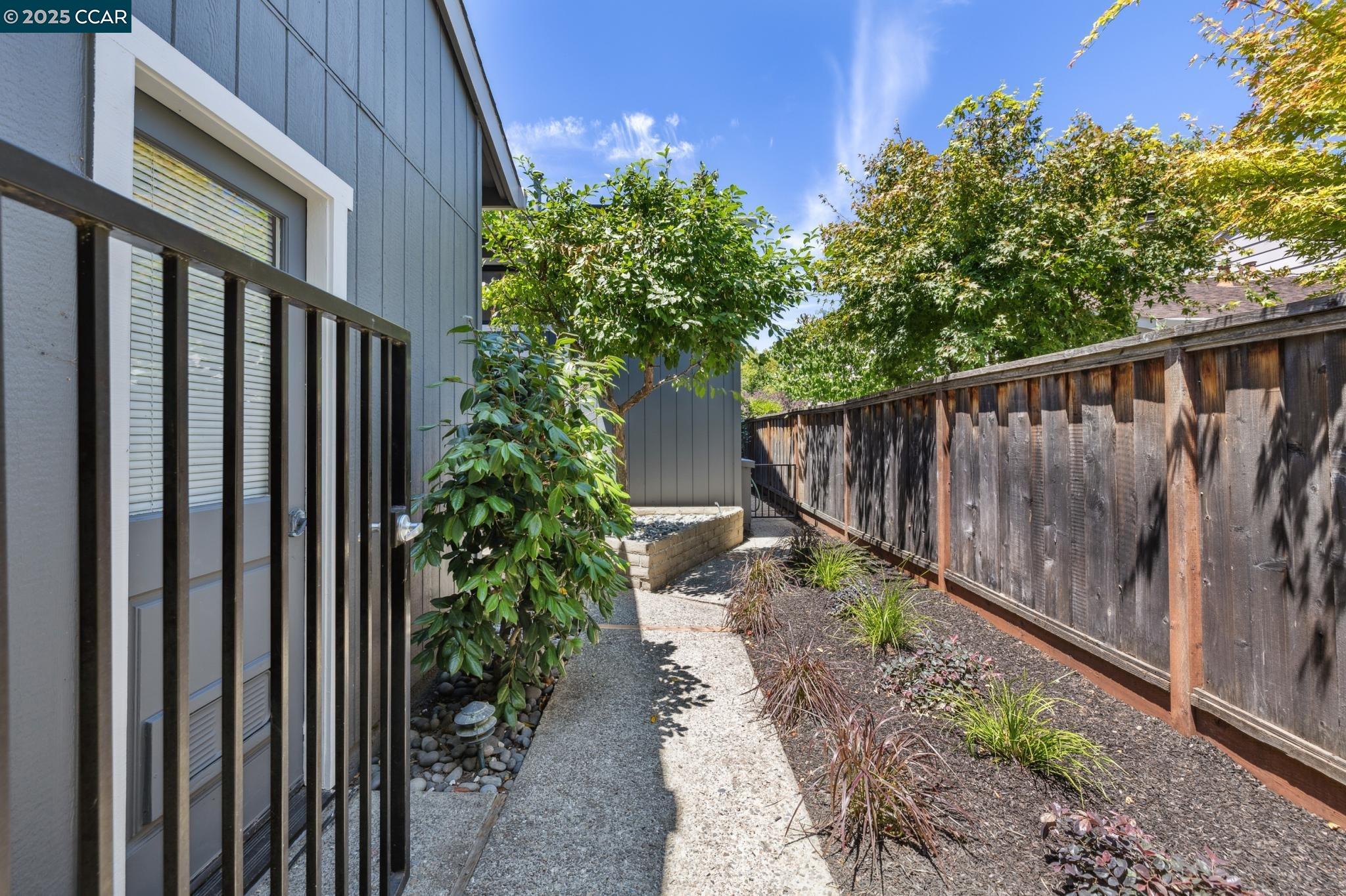 Photo #4: 41106139 Listing 