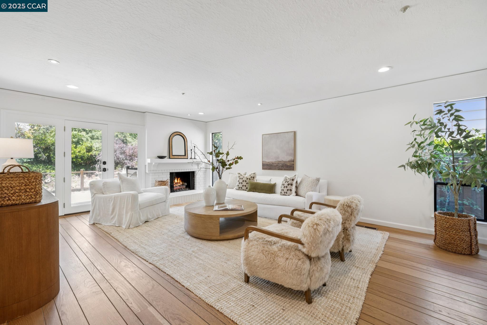 Photo #10: 41106139 Listing: Photo #10